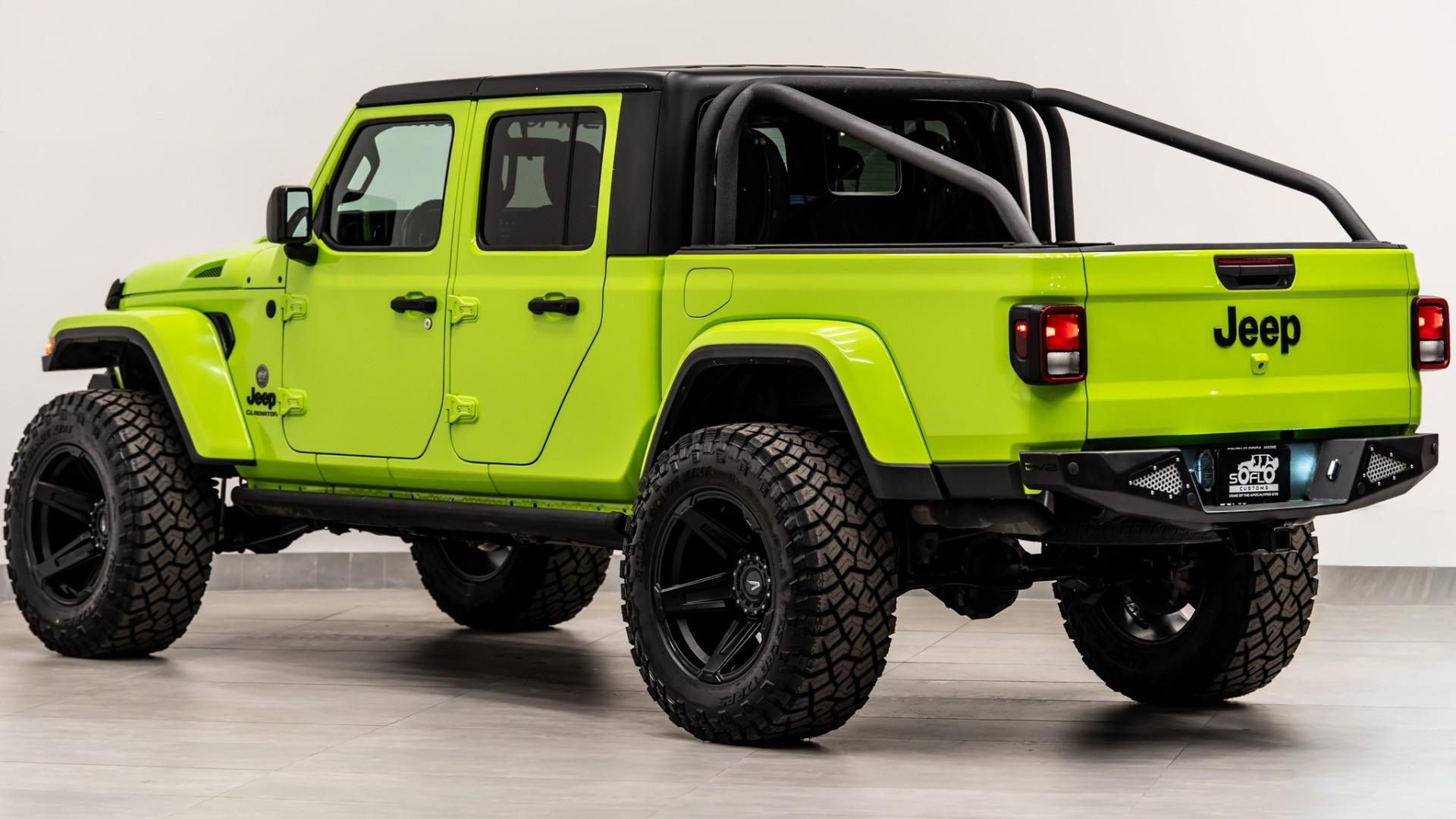 2021 JEEP GLADIATOR in Gecko, photo 10 of 60