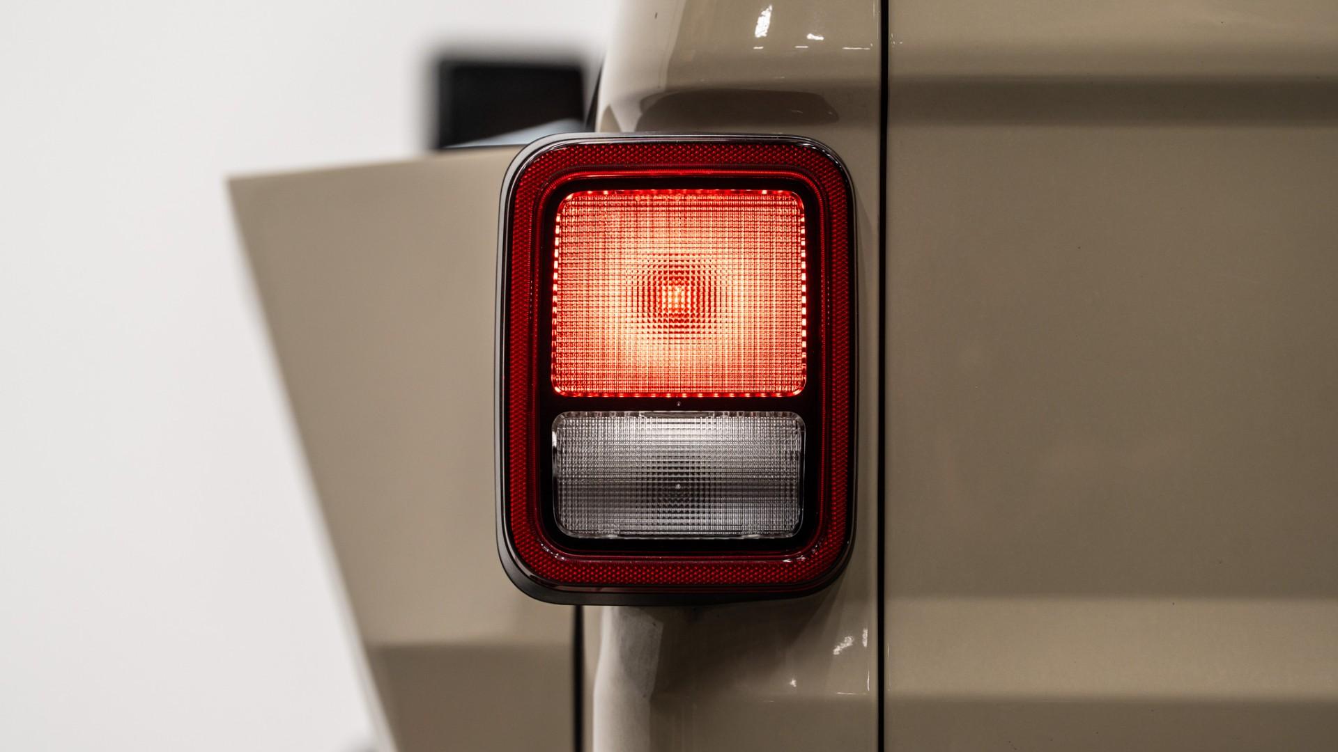 2020 JEEP GLADIATOR in Gobi, photo 25 of 60