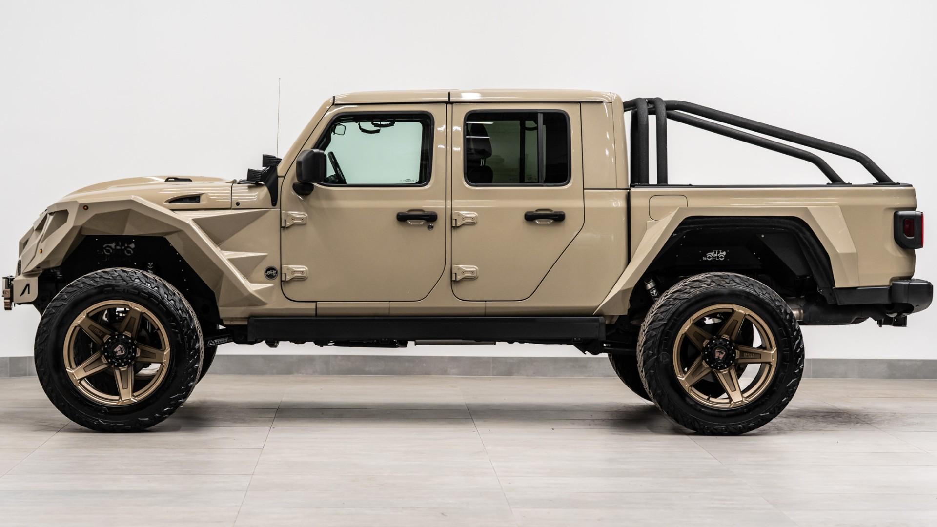 2020 JEEP GLADIATOR in Gobi, photo 12 of 60