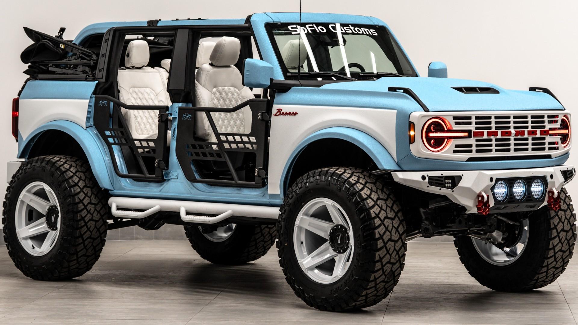 2025 FORD BRONCO in Baby Blue, photo 13 of 58