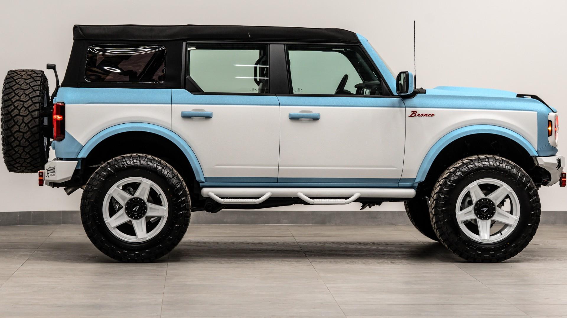 2025 FORD BRONCO in Baby Blue, photo 7 of 58