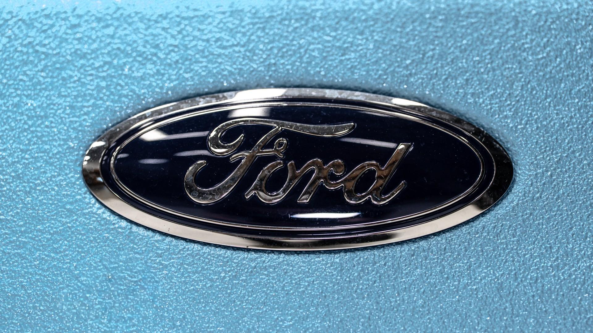 2025 FORD BRONCO in Baby Blue, photo 53 of 58