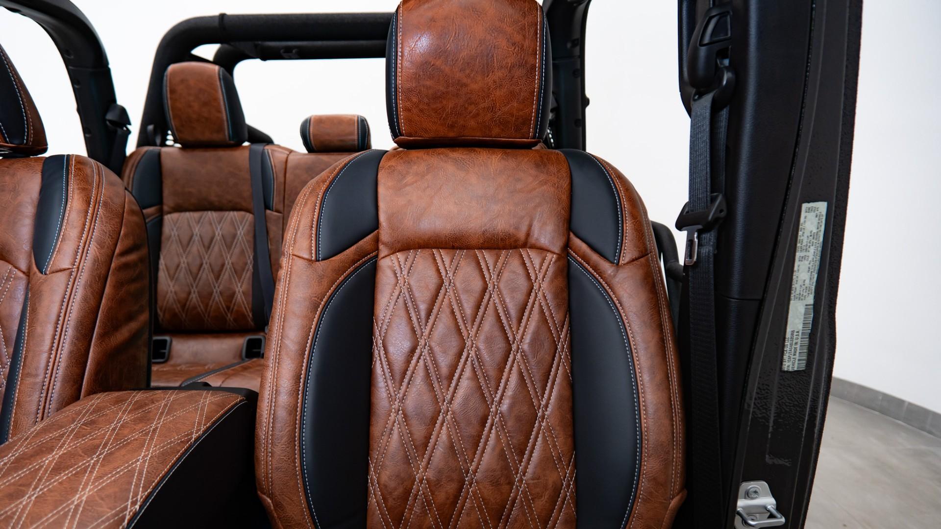 2025 JEEP GLADIATOR in Black, photo 30 of 56