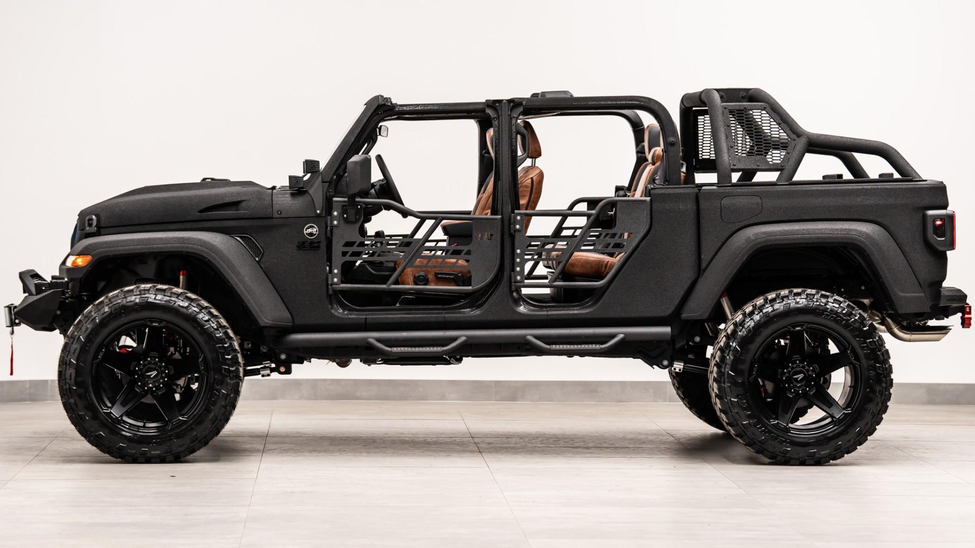 2025 JEEP GLADIATOR in Black, photo 16 of 56