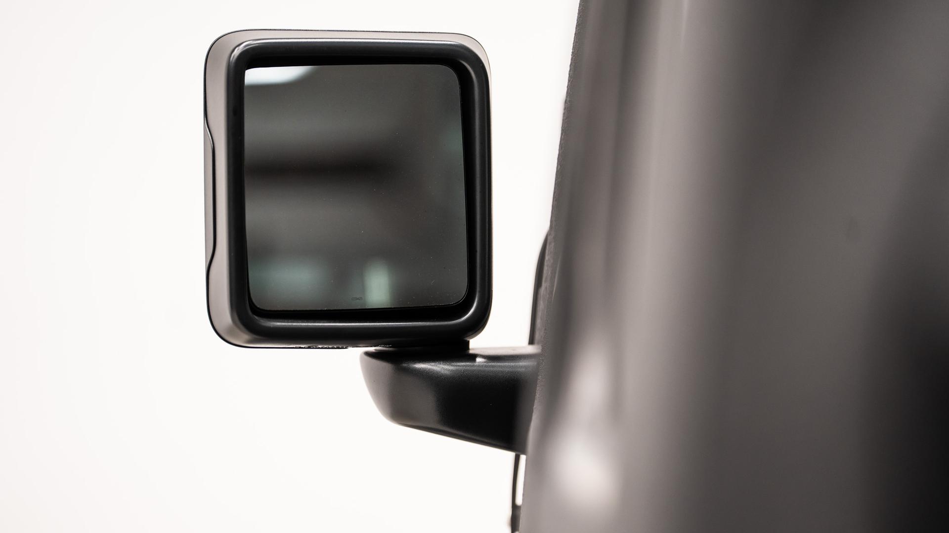 2025 JEEP GLADIATOR in Black, photo 44 of 56