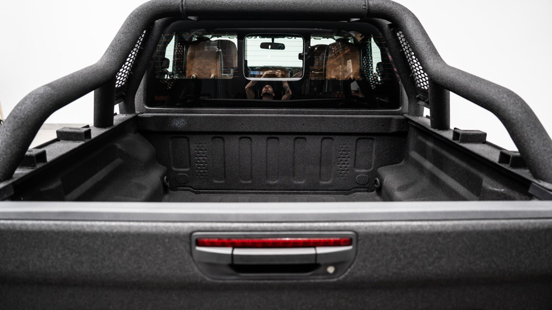 2025 JEEP GLADIATOR in Black, photo 56 of 56