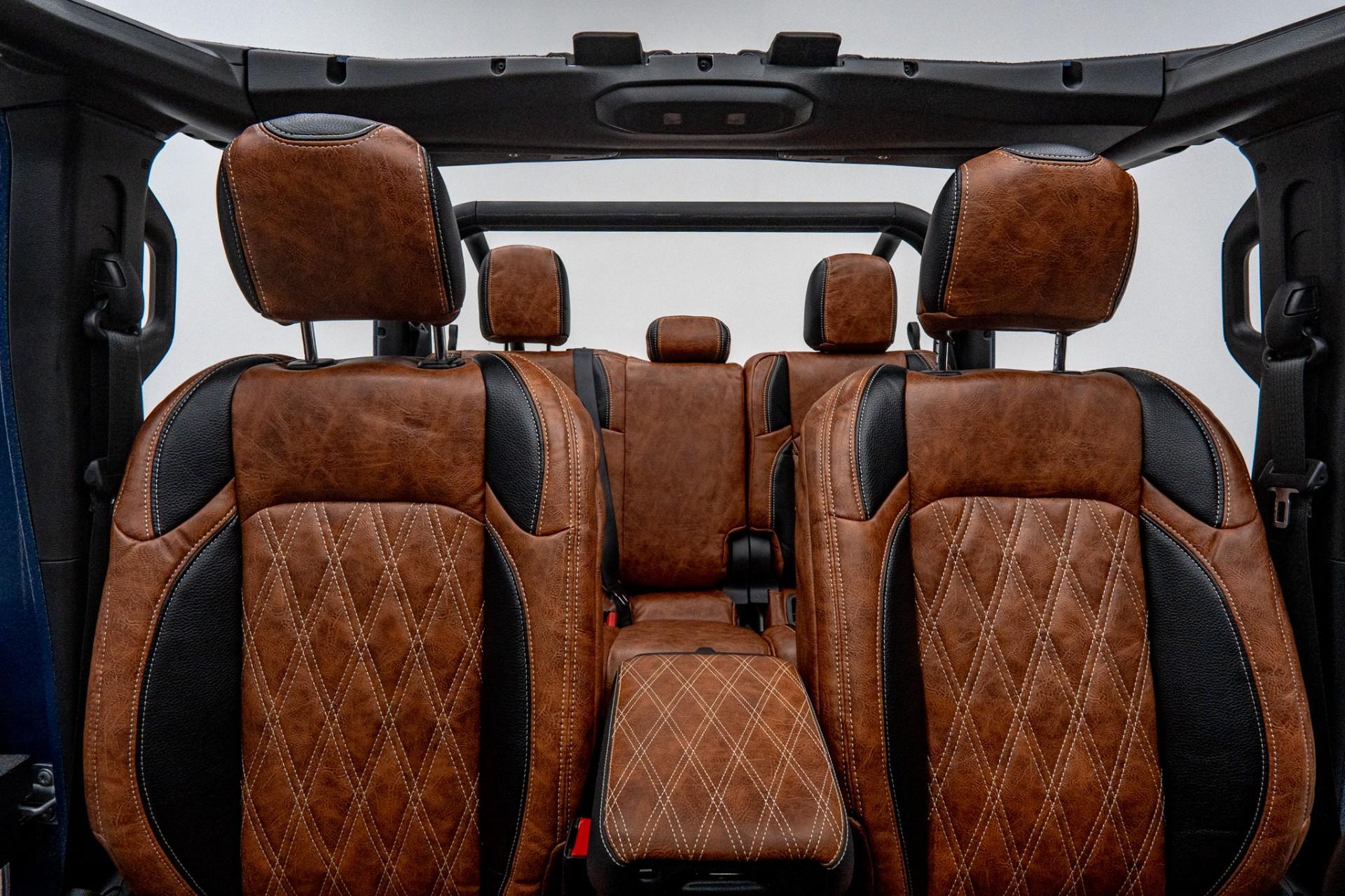 2026 JEEP GLADIATOR in Navy, photo 3 of 58