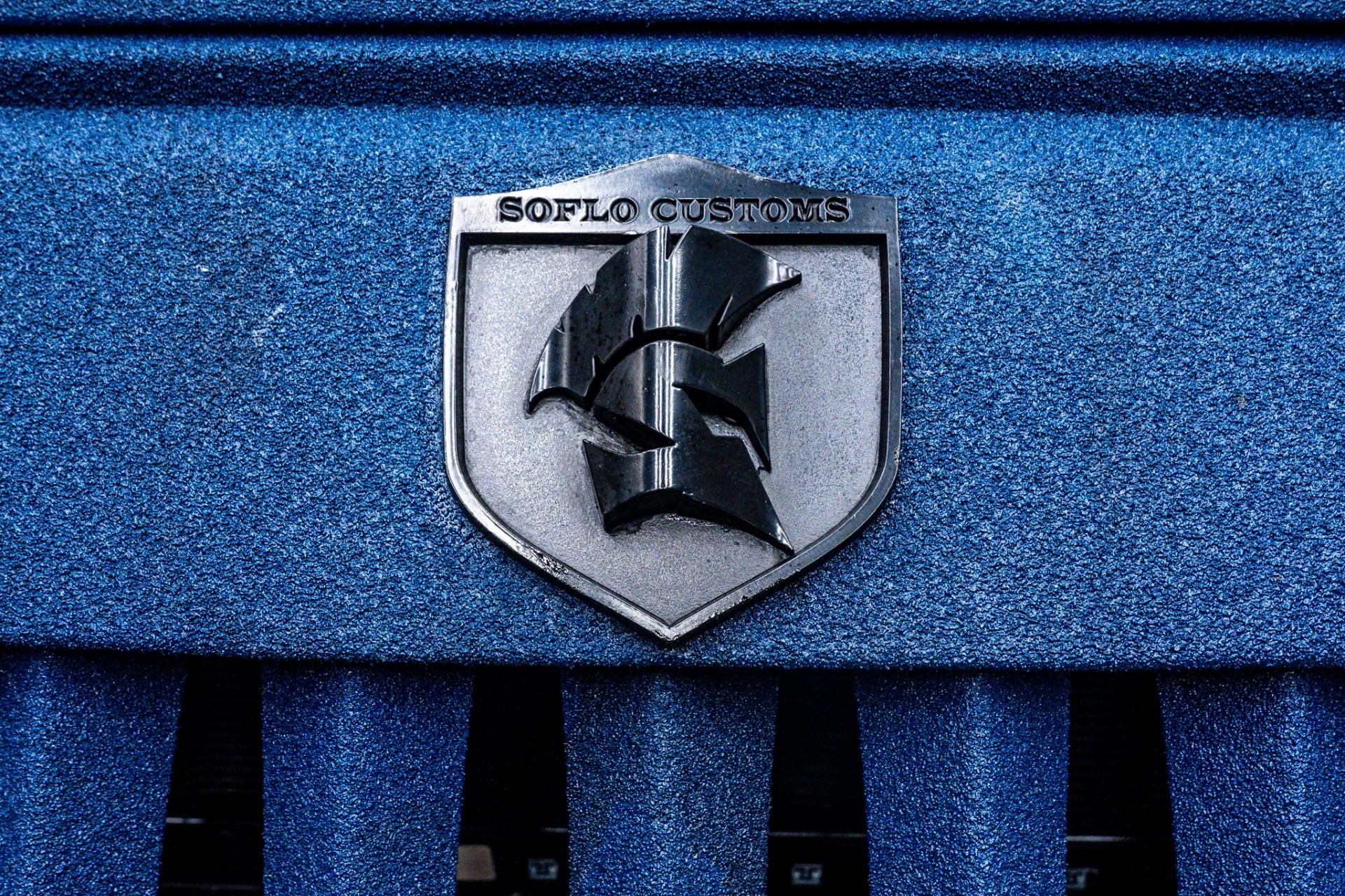 2026 JEEP GLADIATOR in Navy, photo 48 of 58