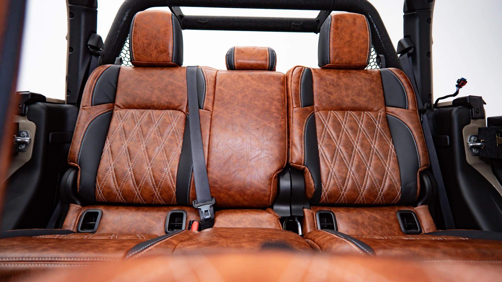 2026 JEEP GLADIATOR in Tan, photo 31 of 59