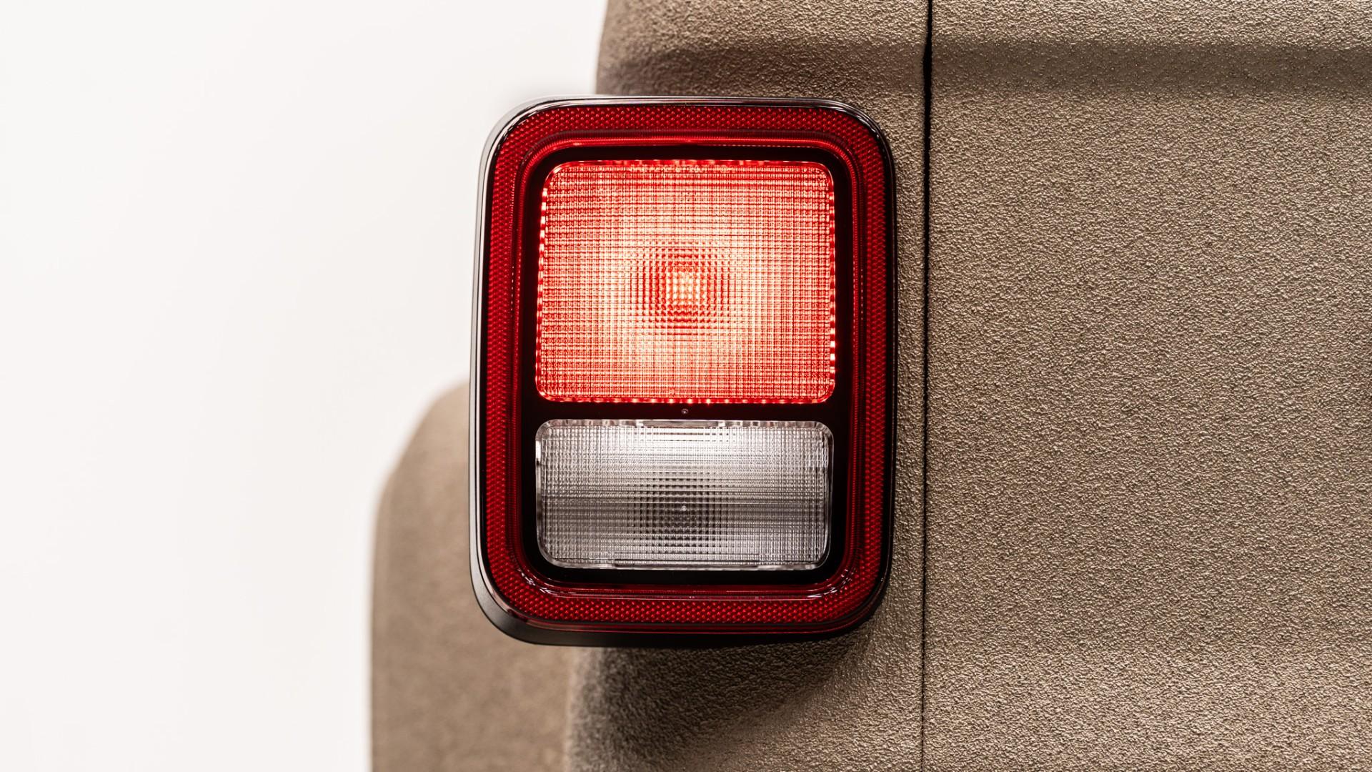 2026 JEEP GLADIATOR in Tan, photo 42 of 59