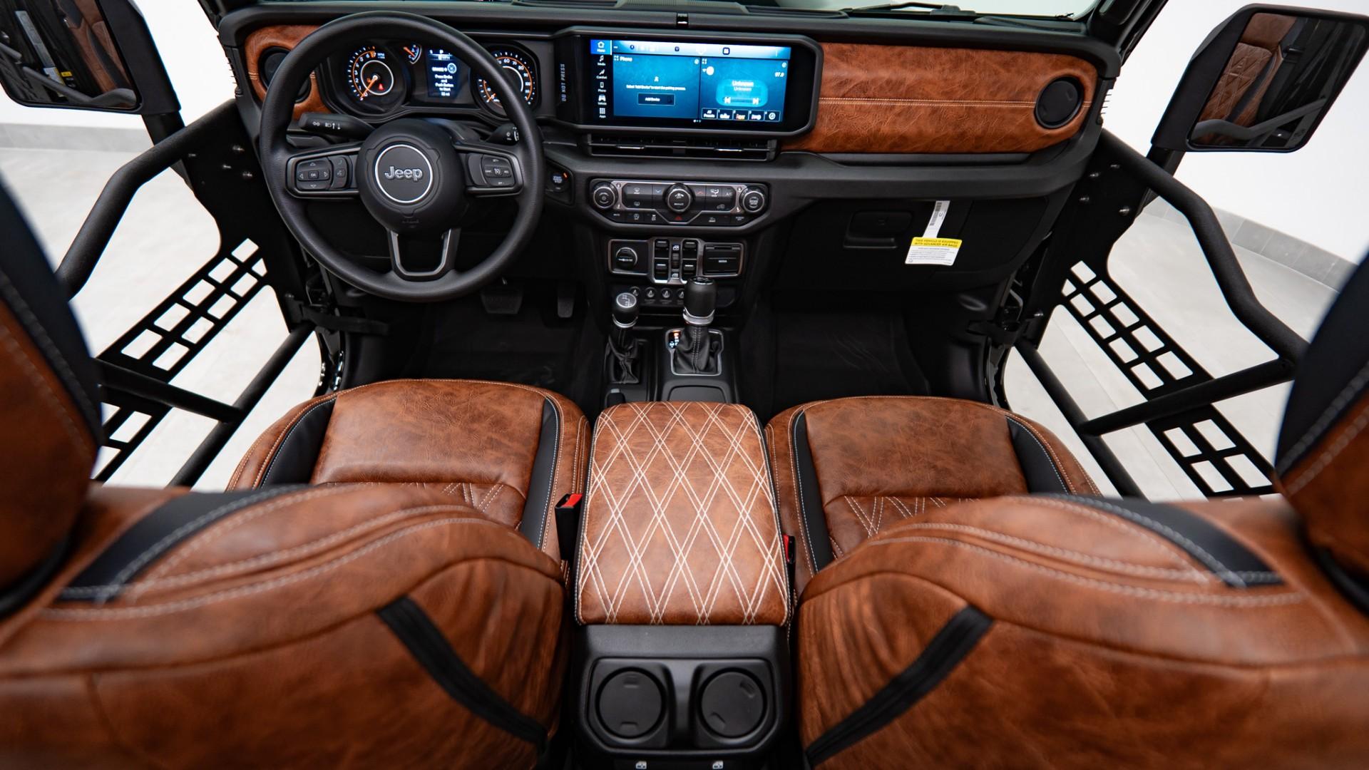 2026 JEEP GLADIATOR in Black, photo 2 of 5