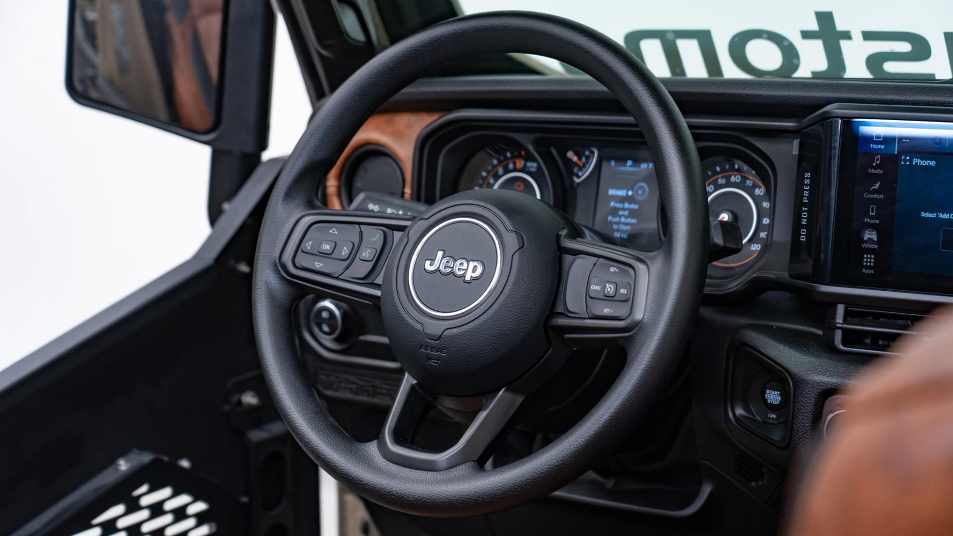2026 JEEP GLADIATOR in Tan, photo 23 of 54
