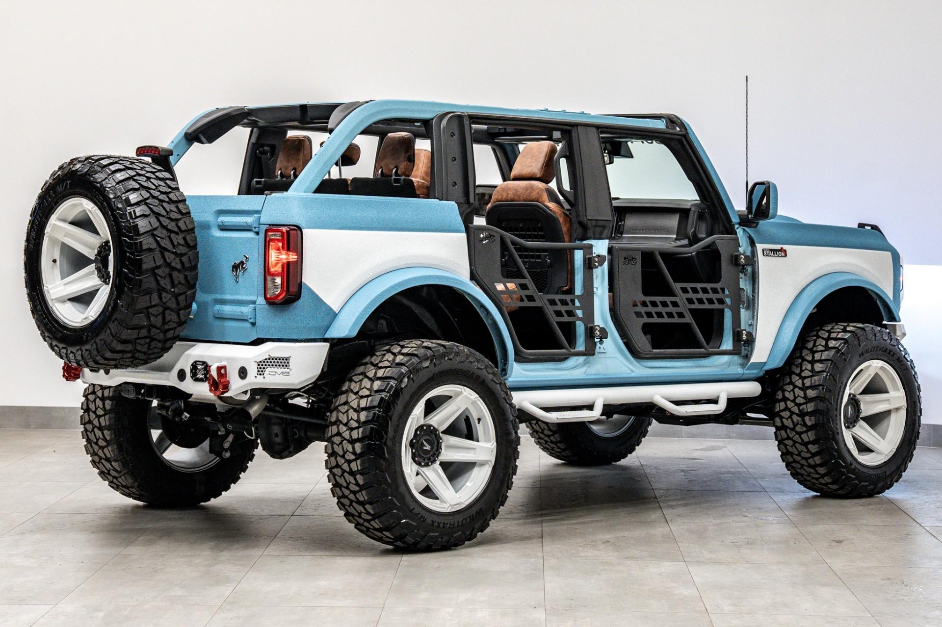 2024 FORD BRONCO in Baby Blue, photo 15 of 60