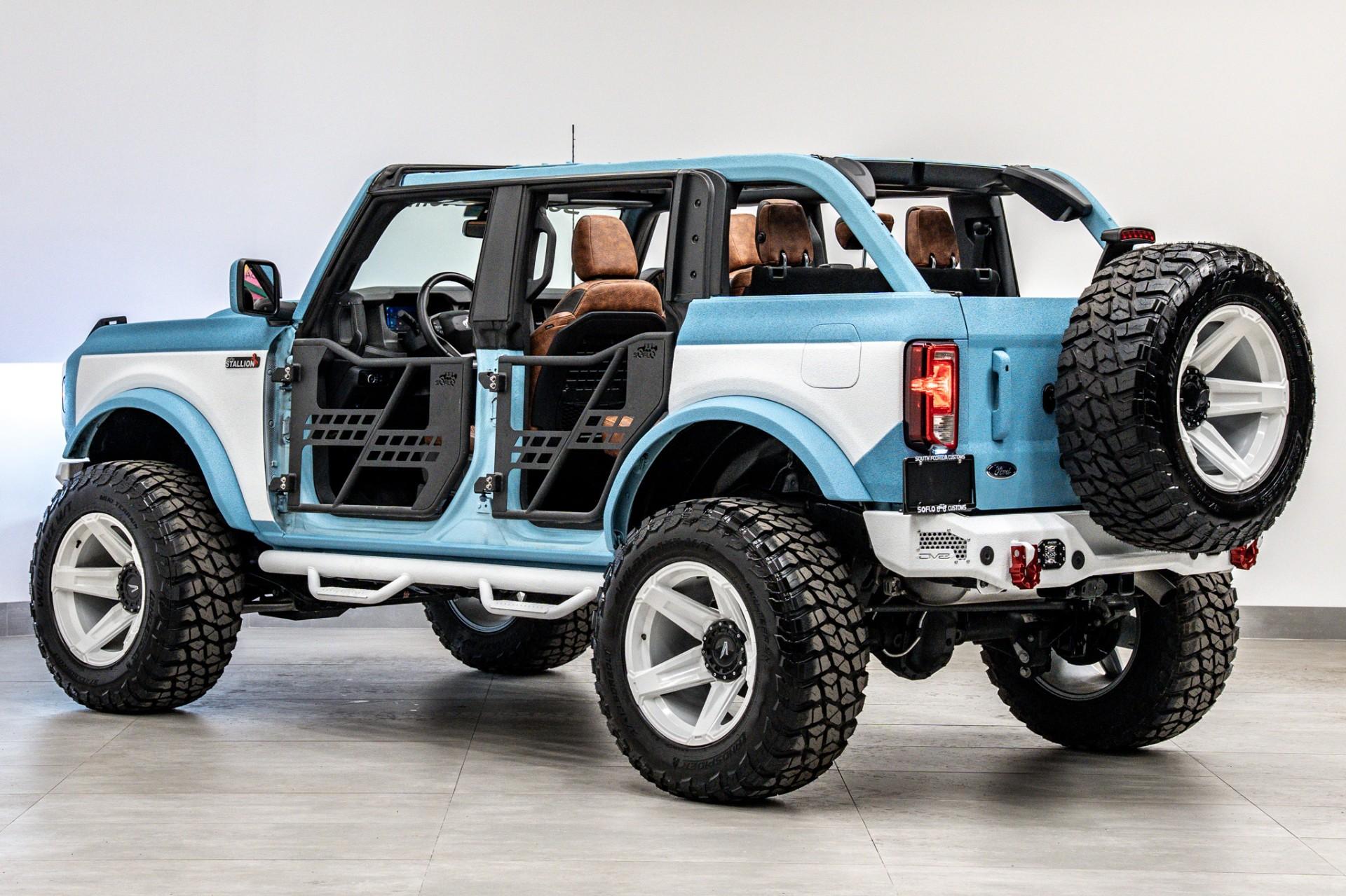 2024 FORD BRONCO in Baby Blue, photo 17 of 60