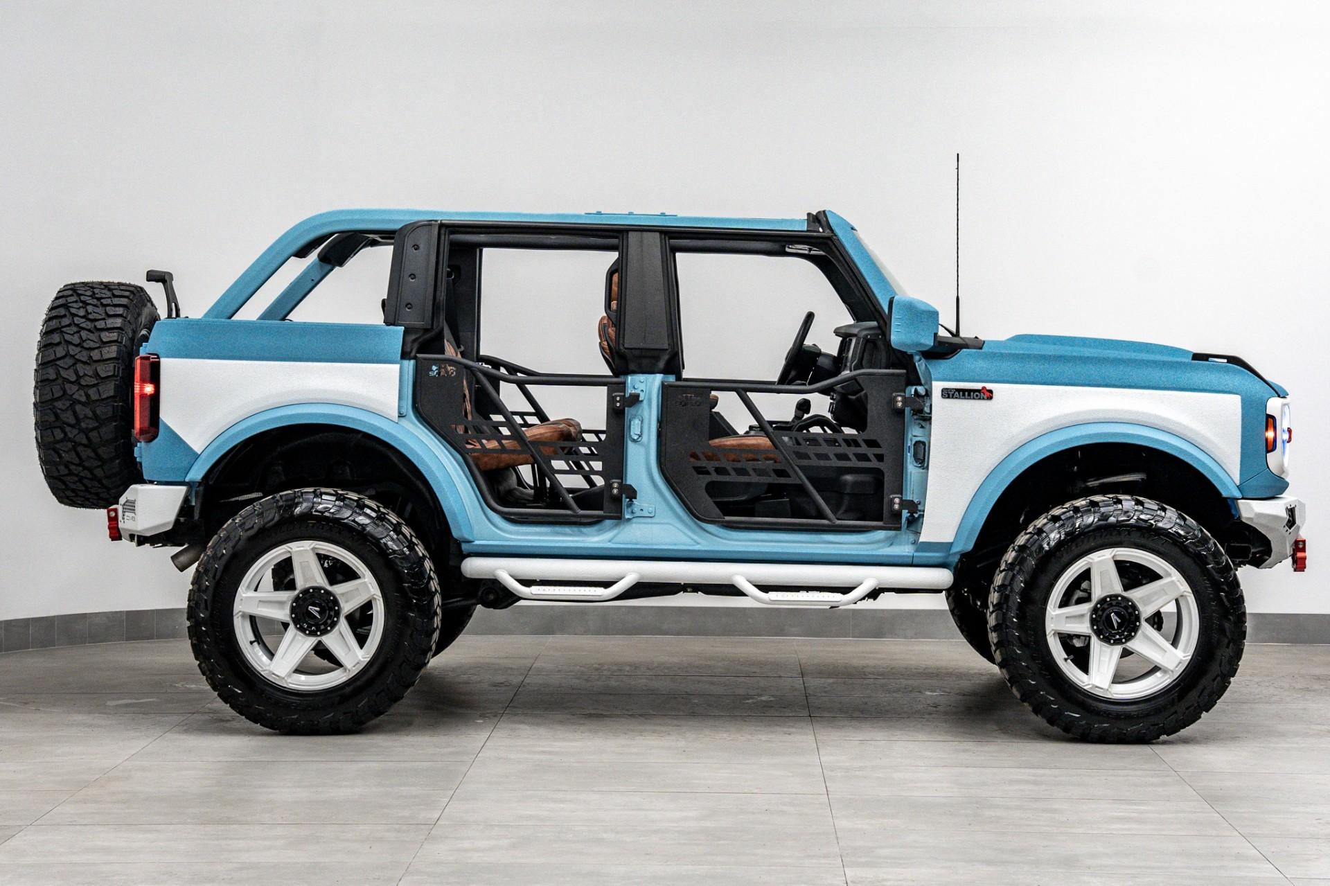 2024 FORD BRONCO in Baby Blue, photo 14 of 60