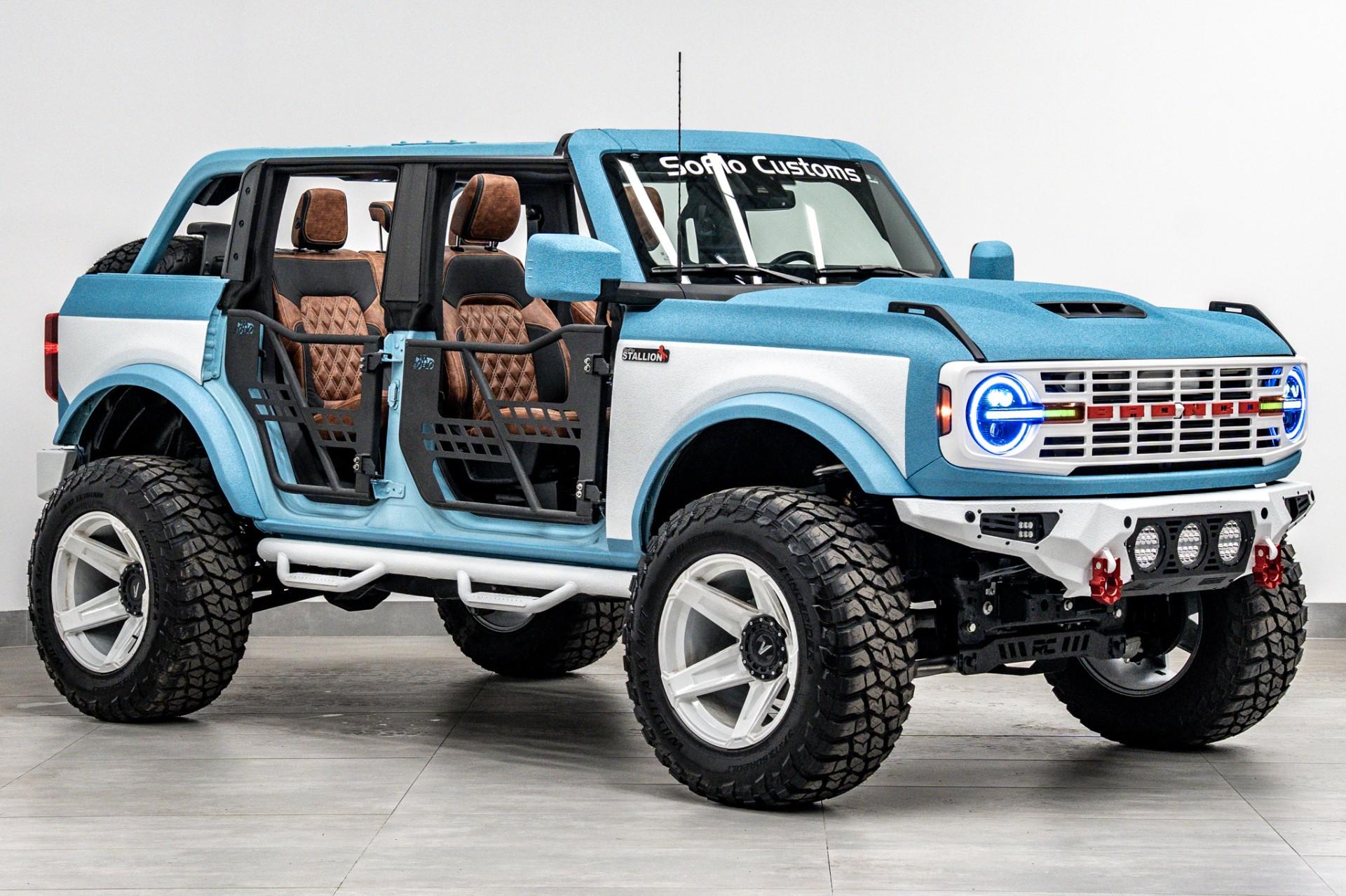 2024 FORD BRONCO in Baby Blue, photo 13 of 60