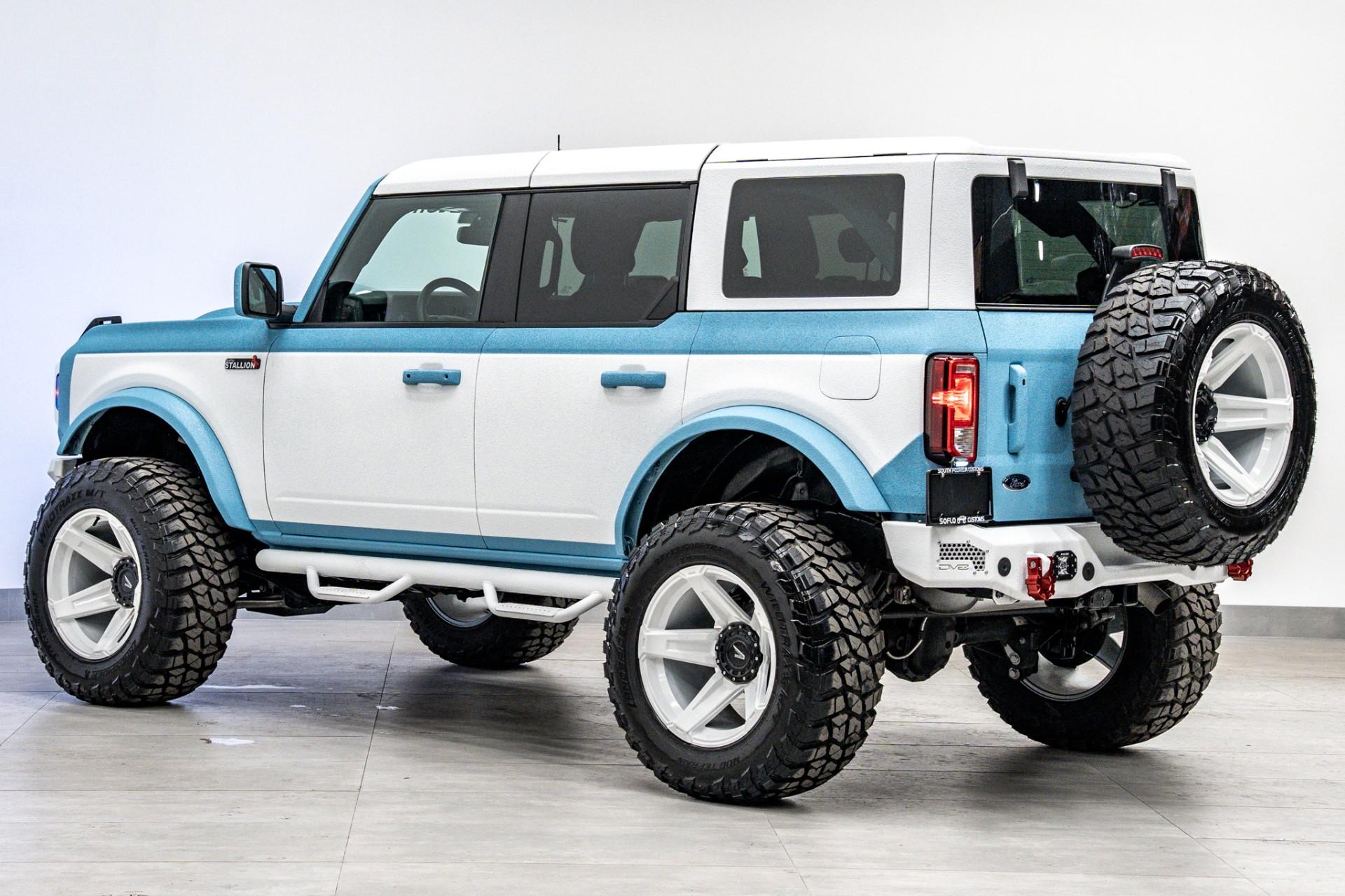 2024 FORD BRONCO in Baby Blue, photo 9 of 60