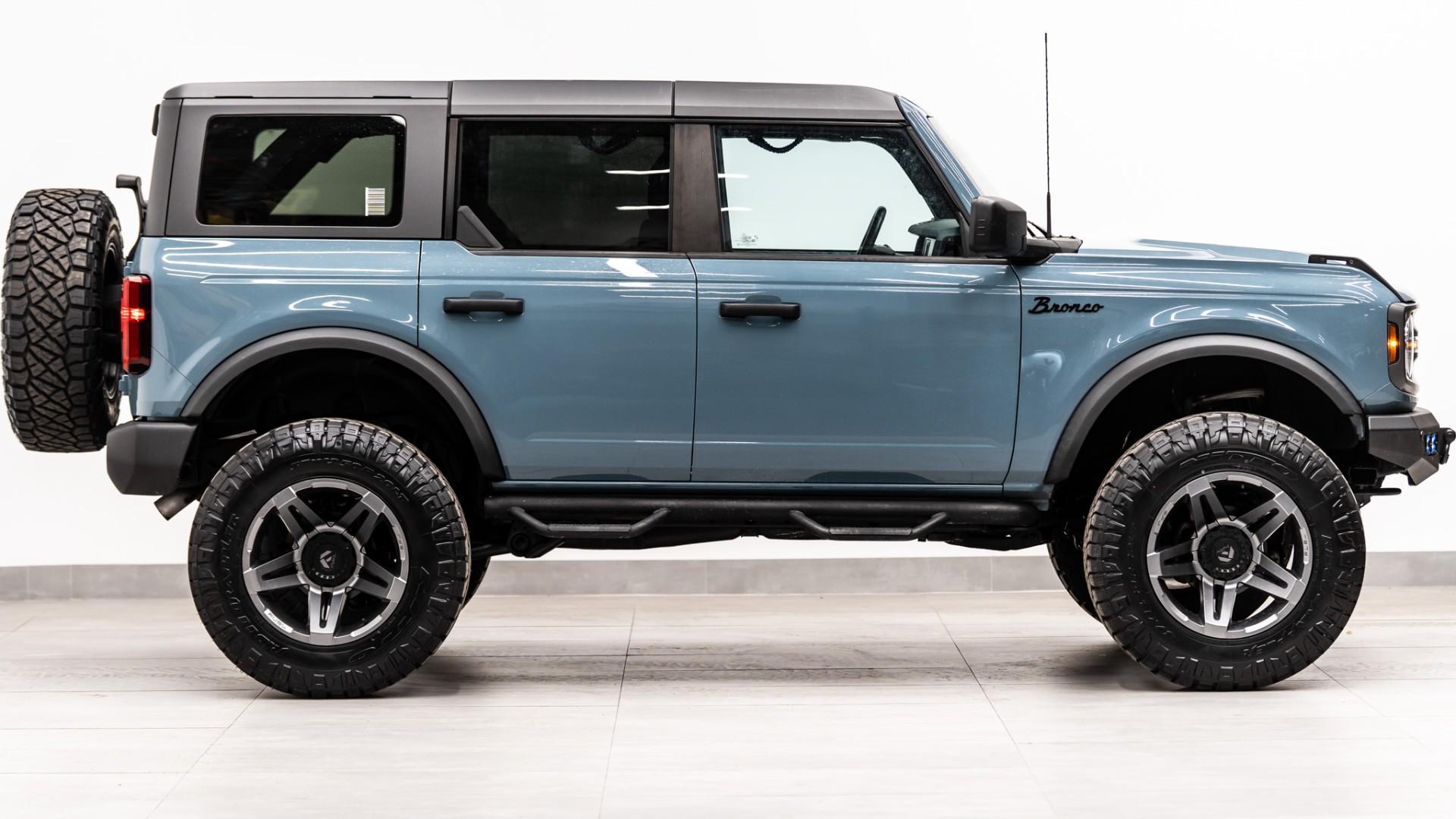 2023 FORD BRONCO in Blue, photo 7 of 59