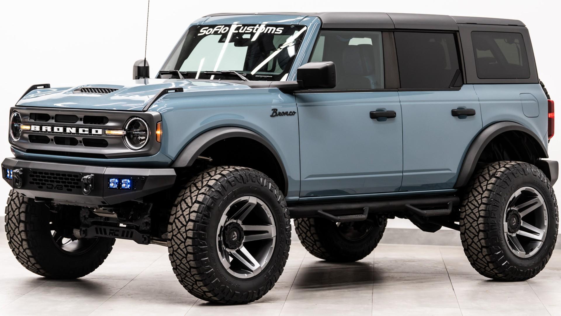 2023 FORD BRONCO in Blue, photo 12 of 59