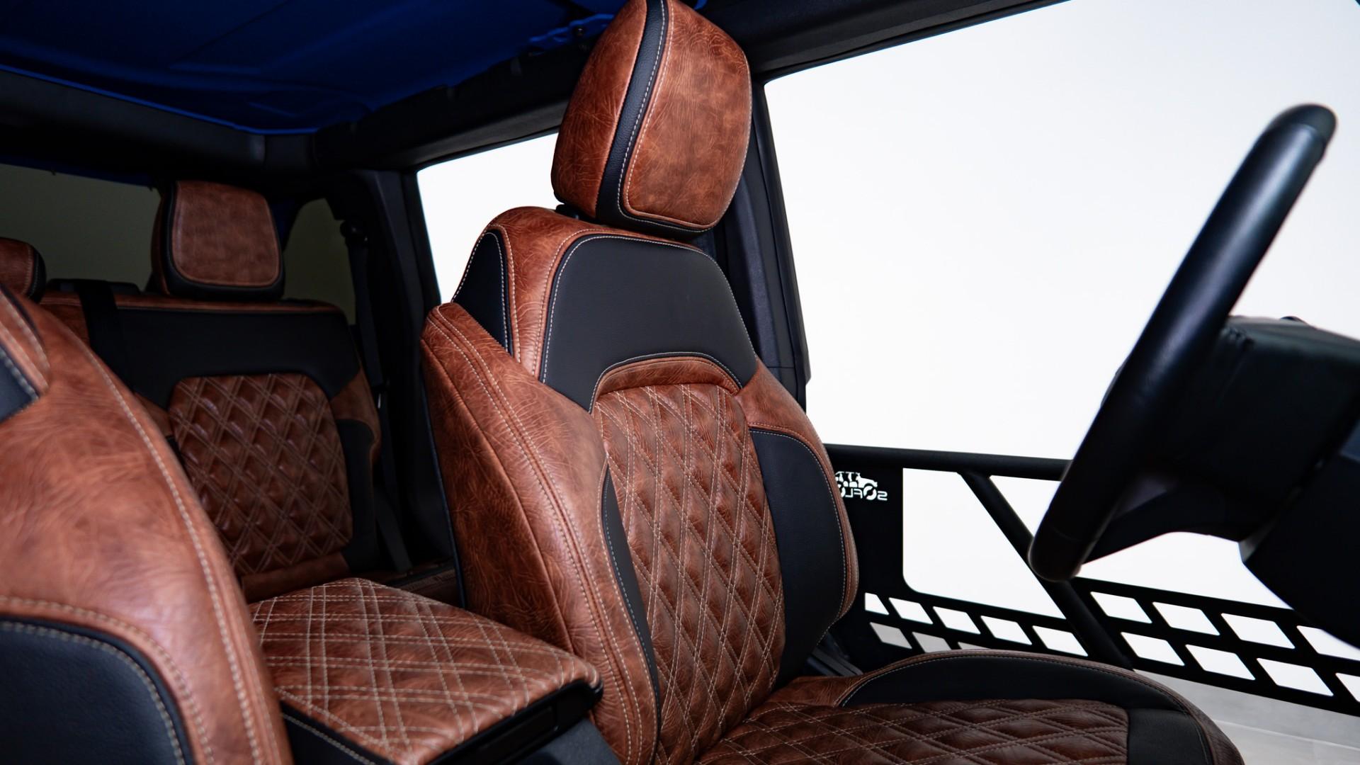 2024 FORD BRONCO in Pepsi Blue, photo 35 of 52