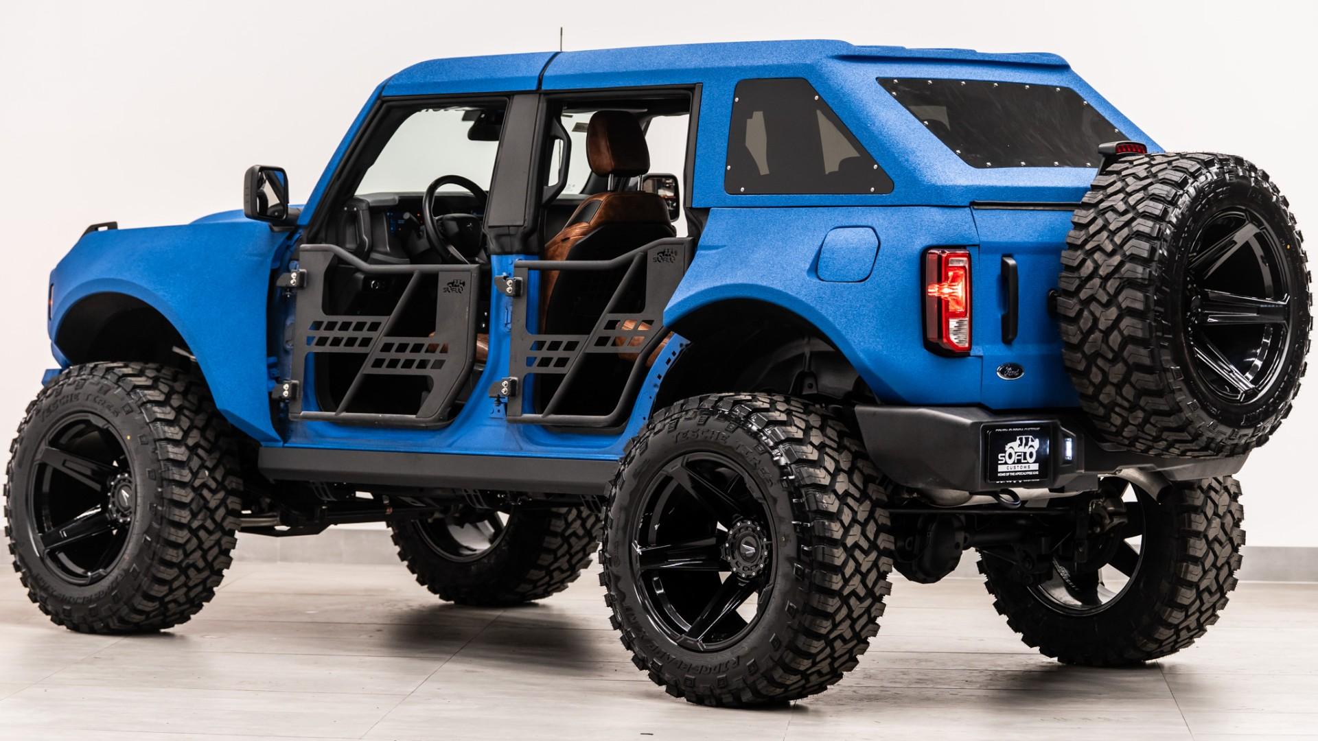 2024 FORD BRONCO in Pepsi Blue, photo 15 of 52