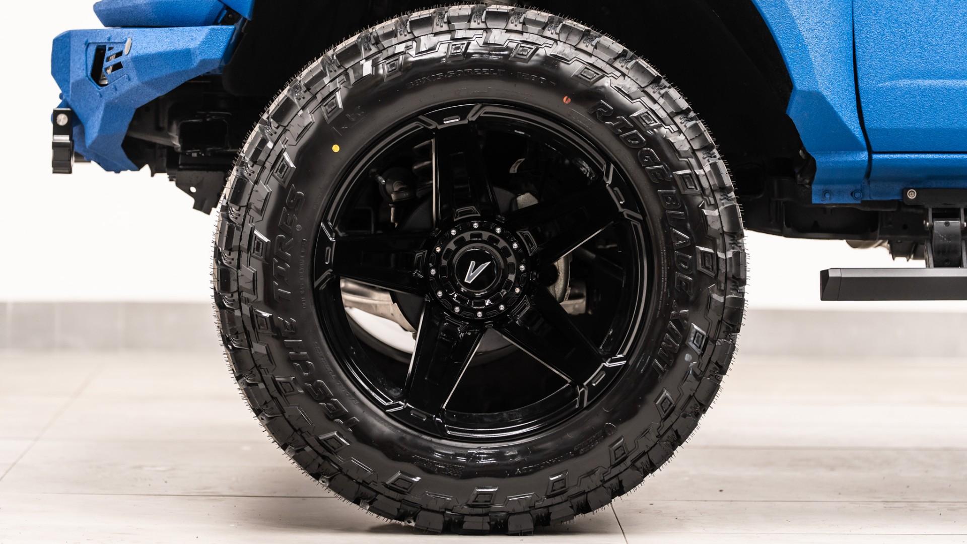 2024 FORD BRONCO in Pepsi Blue, photo 37 of 52