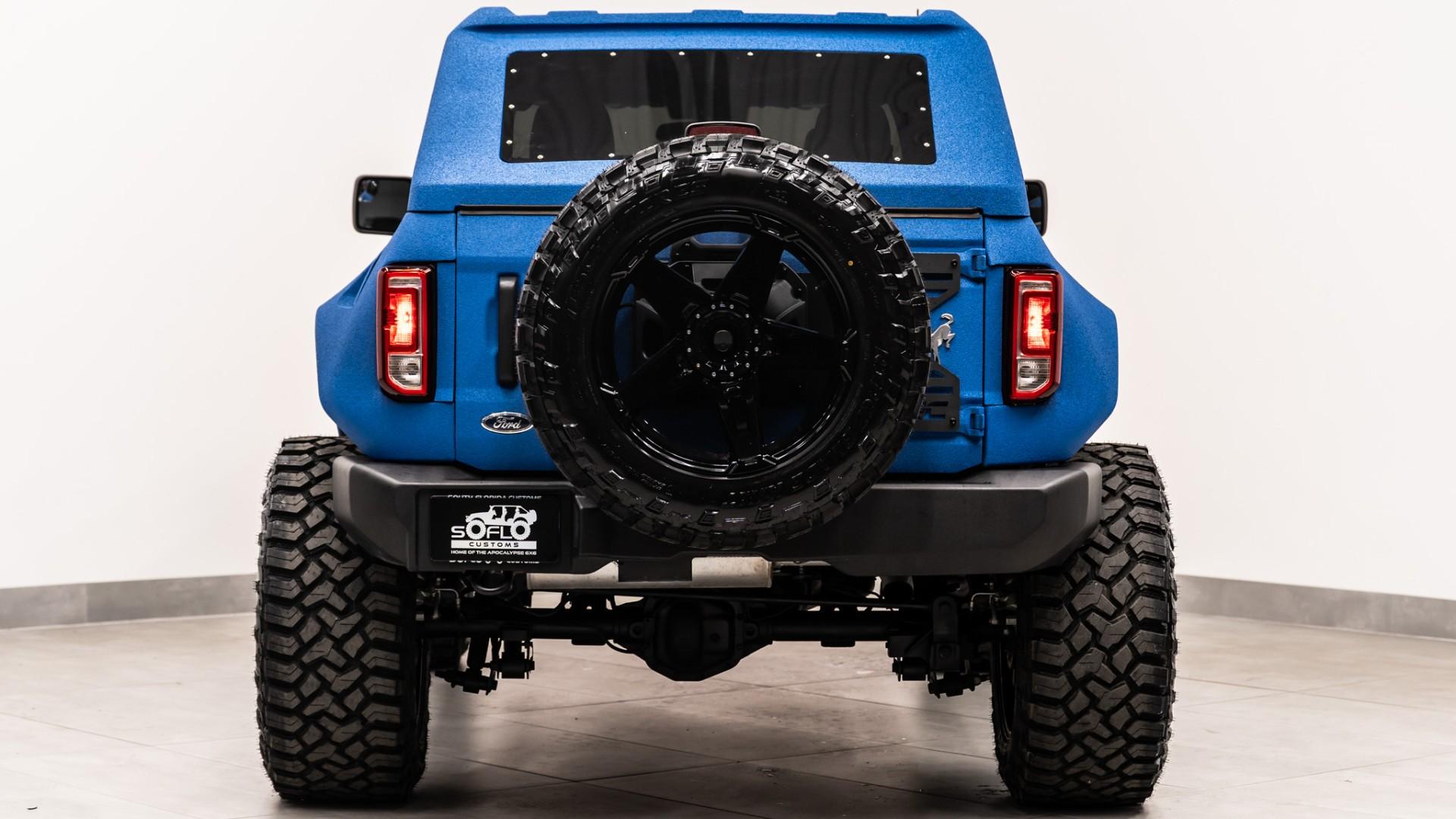 2024 FORD BRONCO in Pepsi Blue, photo 10 of 52