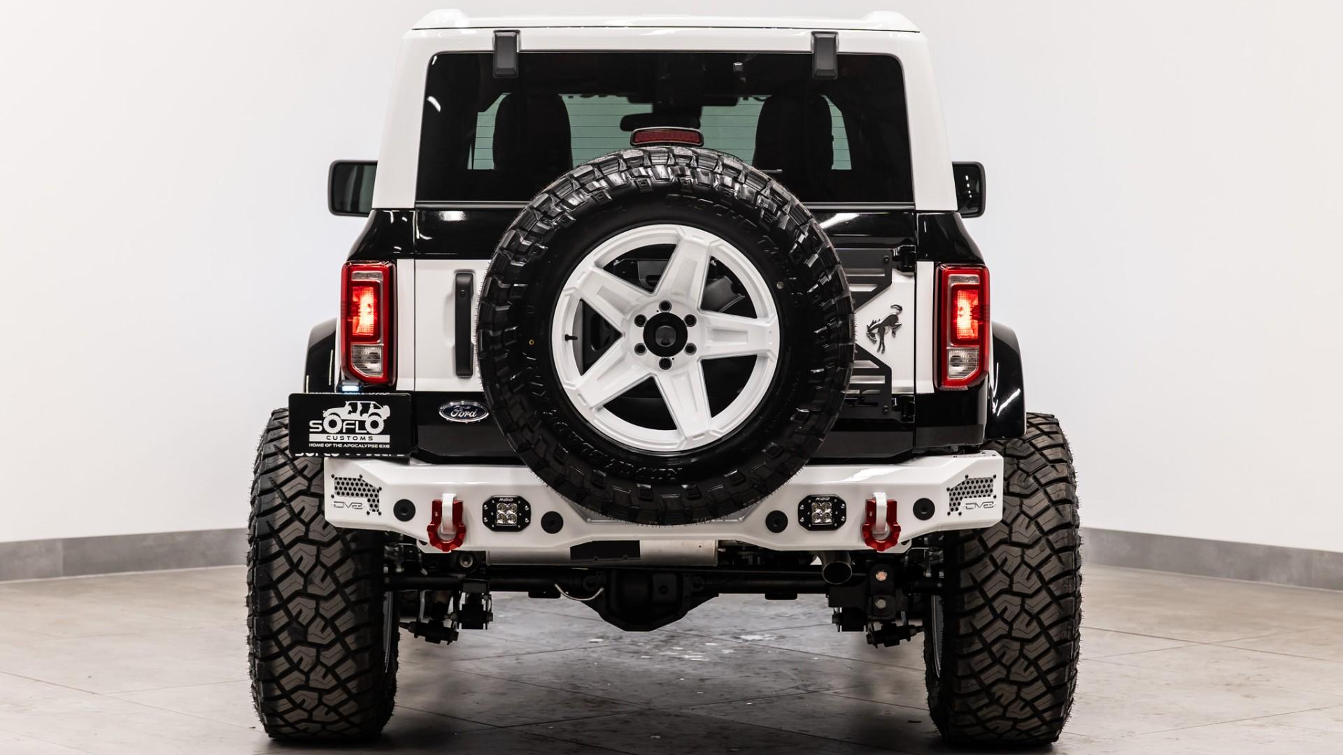 2025 FORD BRONCO in Black, photo 9 of 59