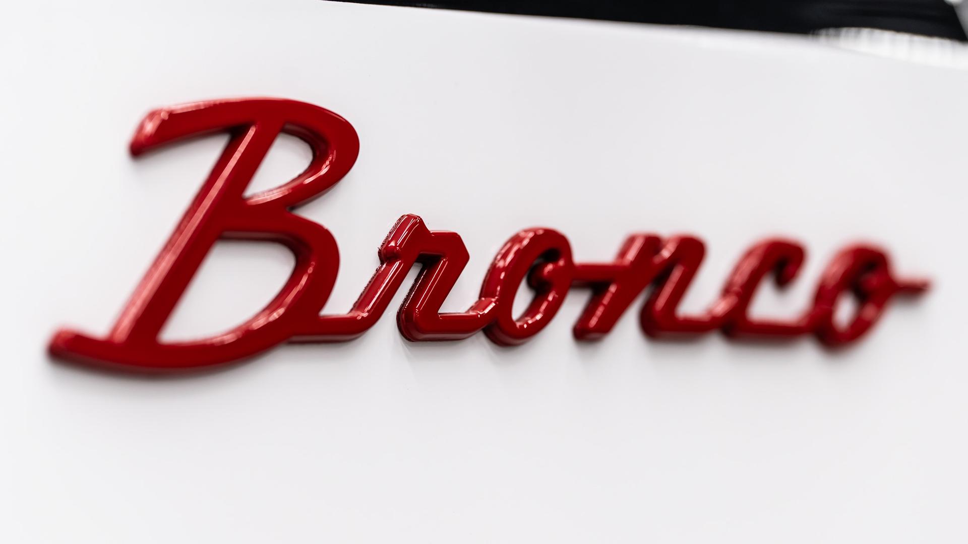 2025 FORD BRONCO in Black, photo 55 of 59