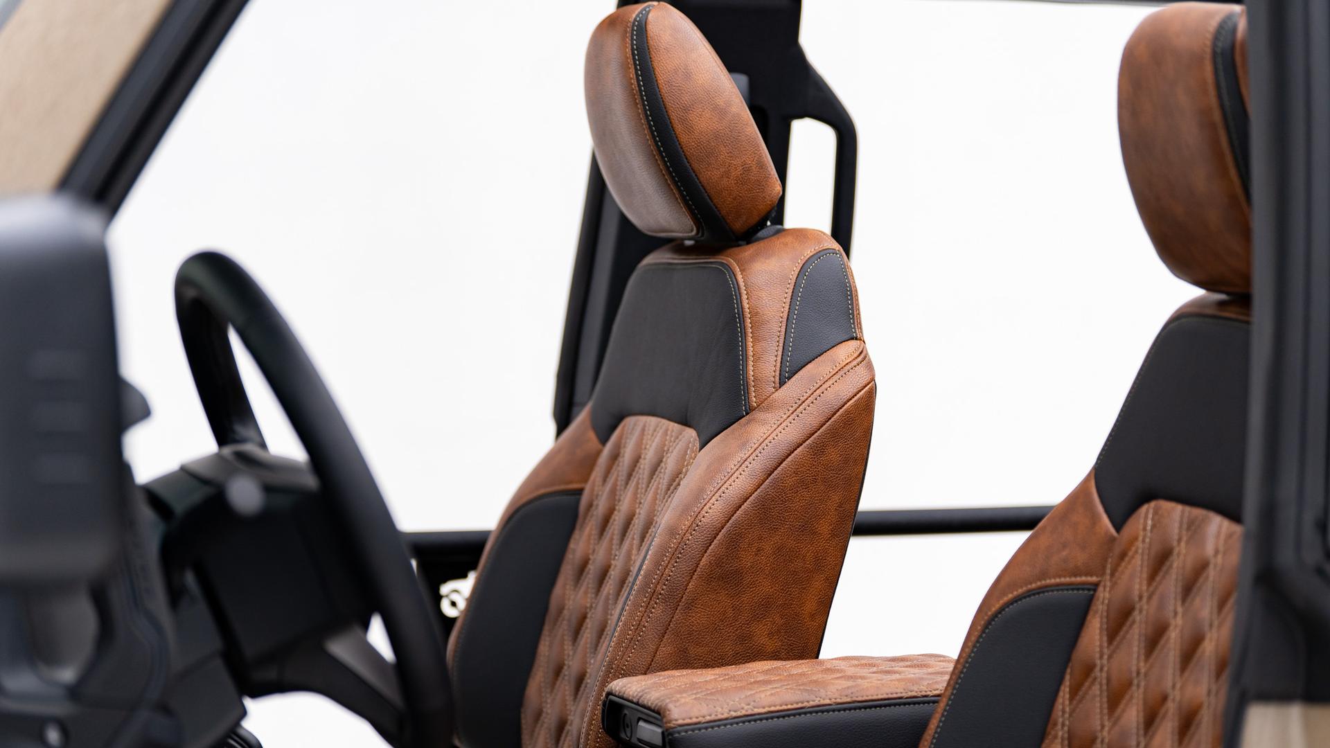 2025 FORD BRONCO in Tan, photo 30 of 53
