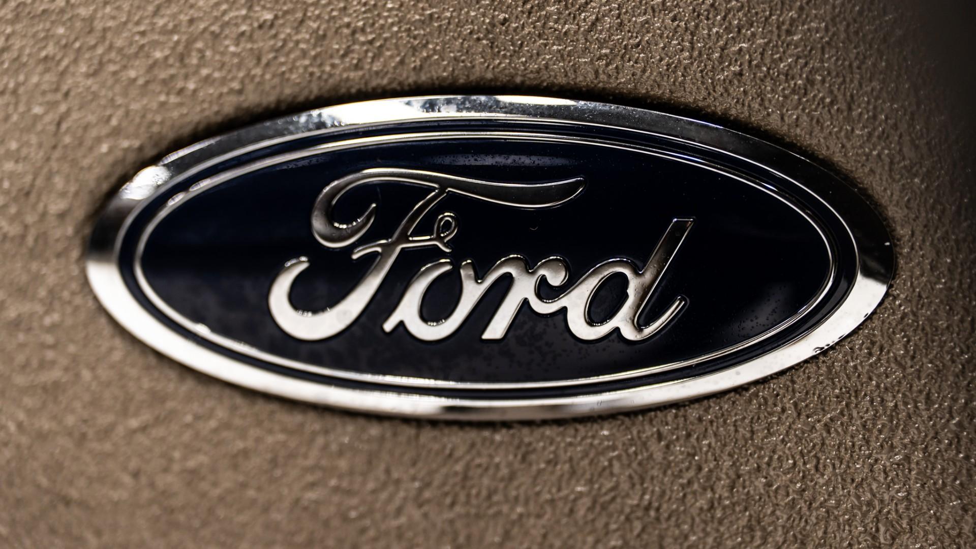 2025 FORD BRONCO in Tan, photo 52 of 53