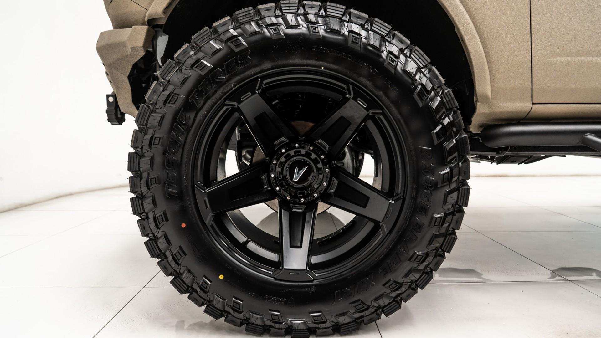 2025 FORD BRONCO in Tan, photo 16 of 53