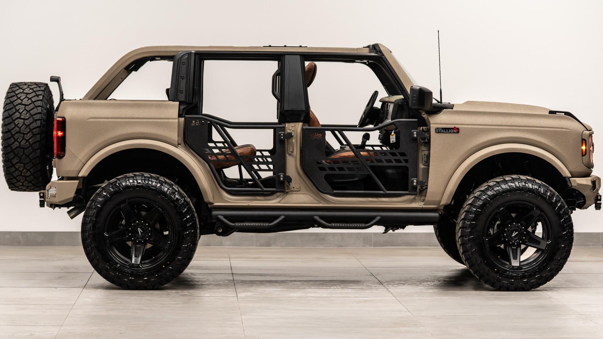 2025 FORD BRONCO in Tan, photo 14 of 60