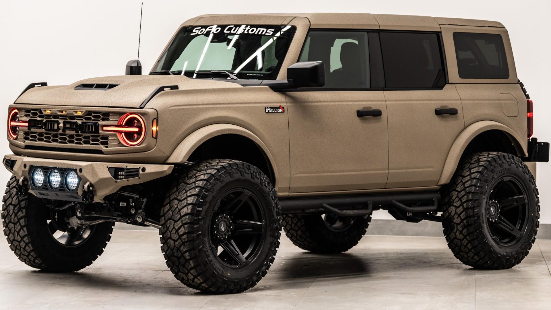2025 FORD BRONCO in Tan, photo 12 of 60
