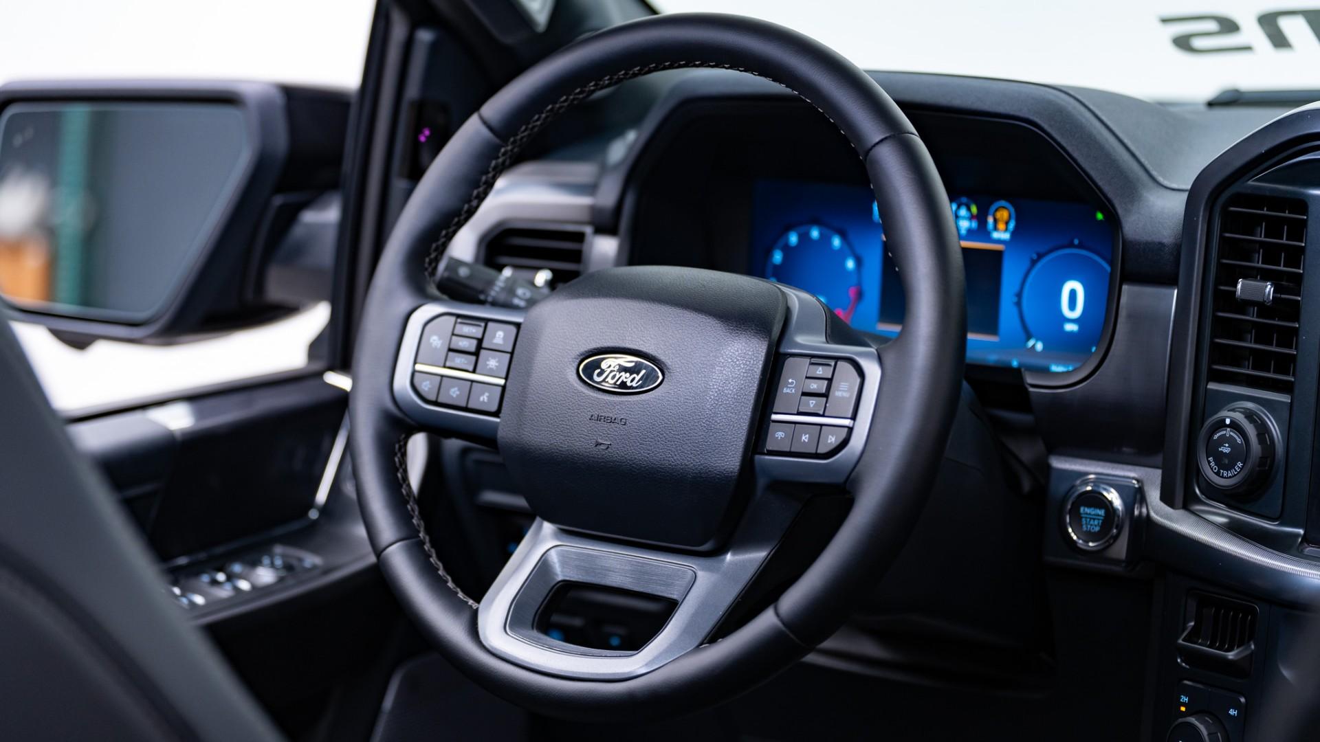 2024 FORD F-150 LARIAT in Black, photo 27 of 45