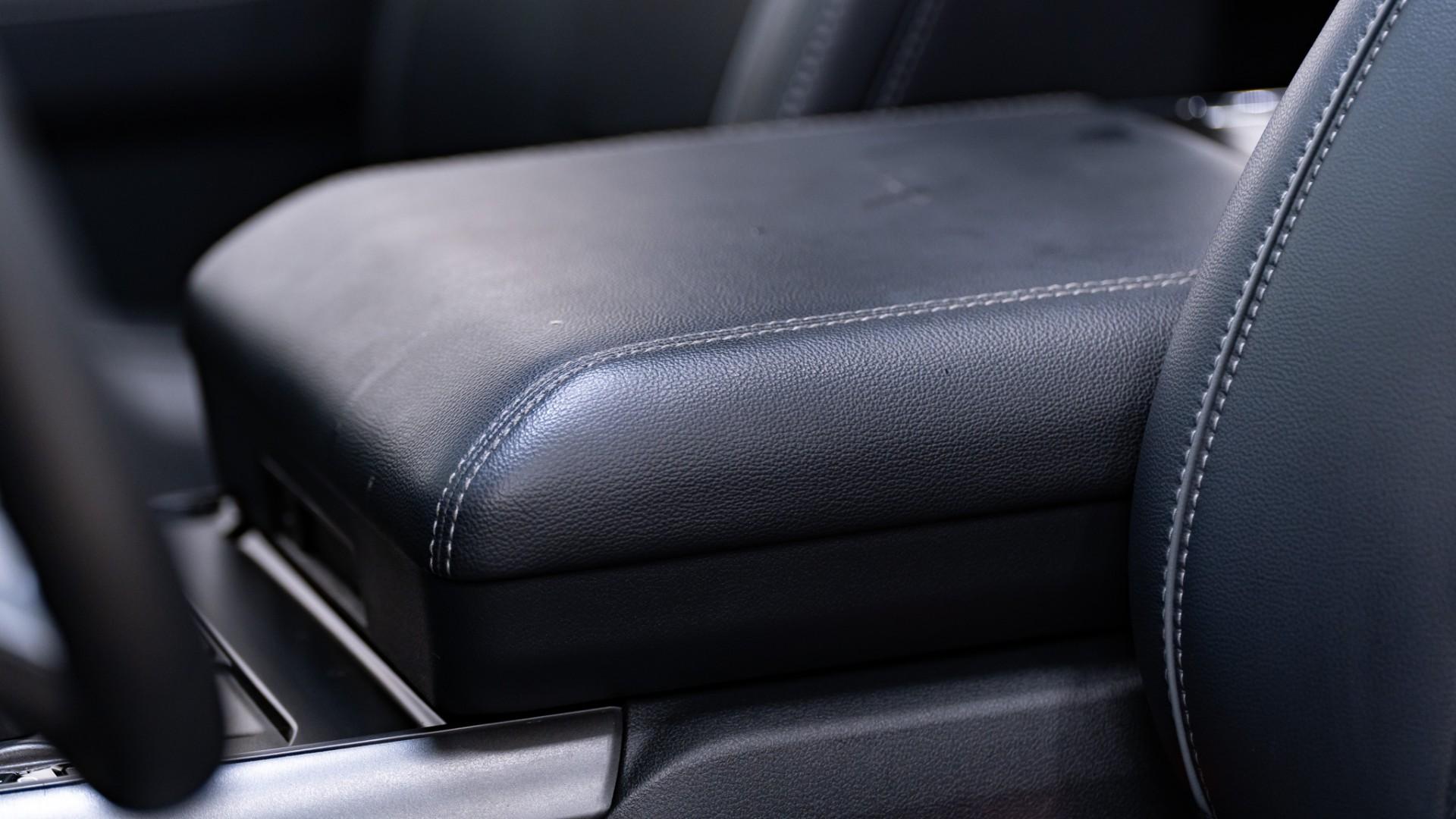 2024 FORD F-150 LARIAT in Black, photo 29 of 45