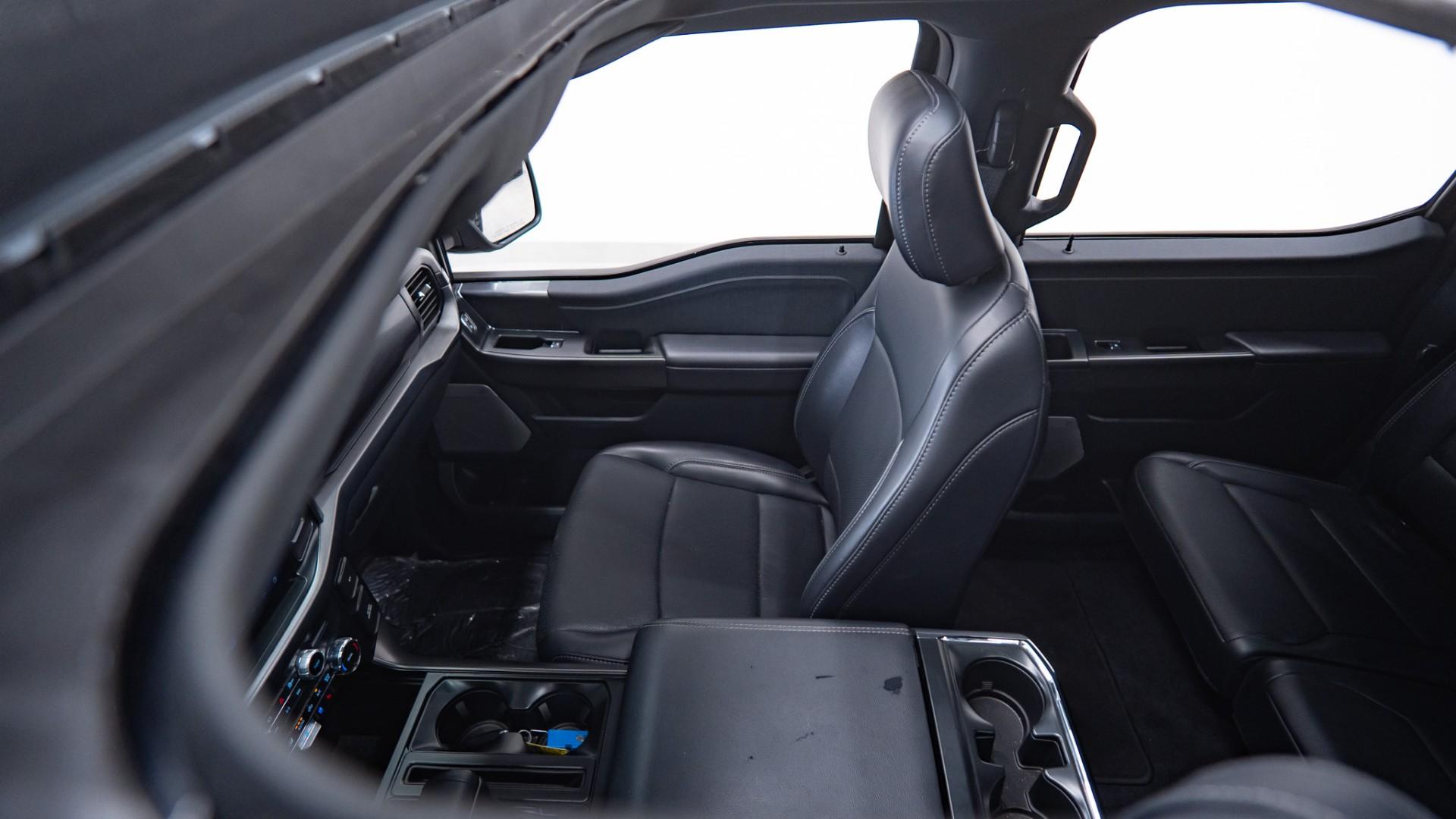 2024 FORD F-150 LARIAT in Black, photo 31 of 45