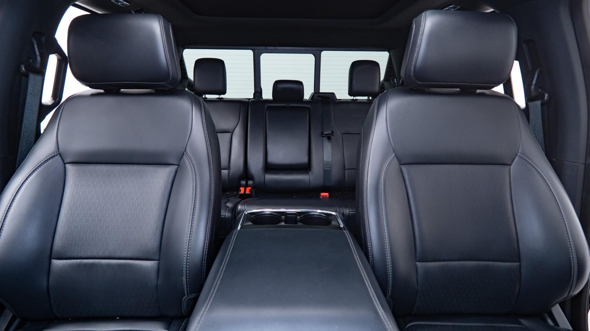 2024 FORD F-150 LARIAT in Black, photo 36 of 45