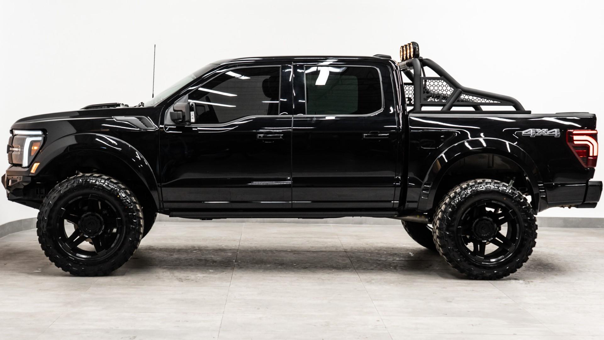 2024 FORD F-150 LARIAT in Black, photo 16 of 45
