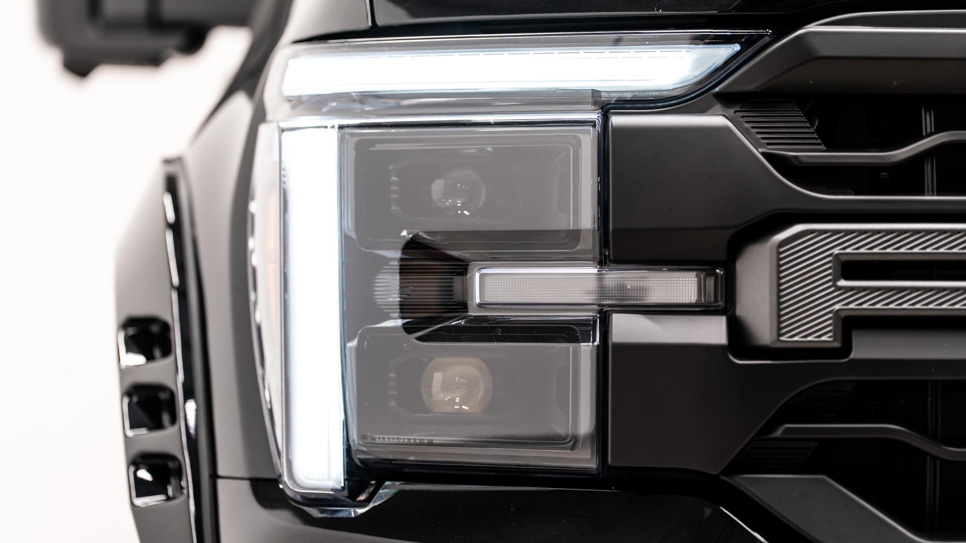 2025 FORD F-150 LARIAT in Black, photo 16 of 53