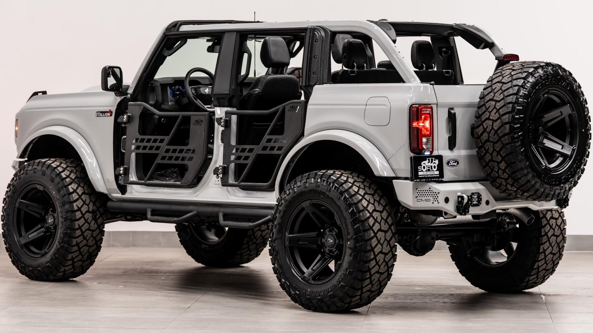 2026 FORD BRONCO in Gray, photo 15 of 54