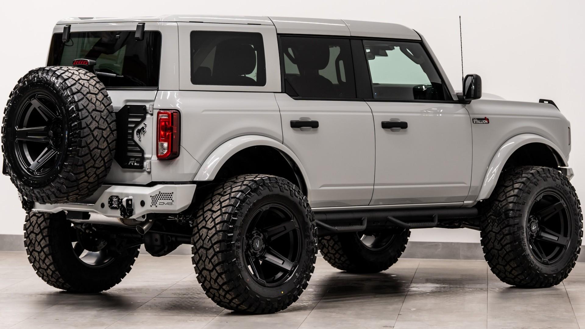 2026 FORD BRONCO in Gray, photo 8 of 54