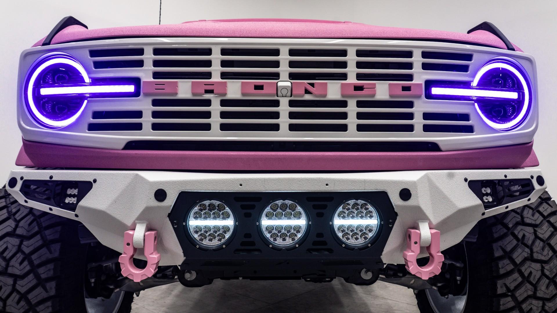 2026 FORD BRONCO in Pink, photo 15 of 23