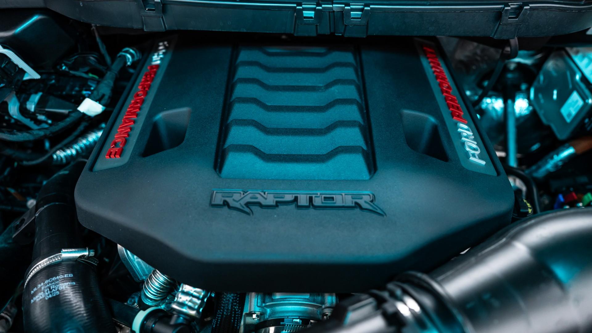 2025 FORD F-150 RAPTOR in Navy, photo 12 of 58