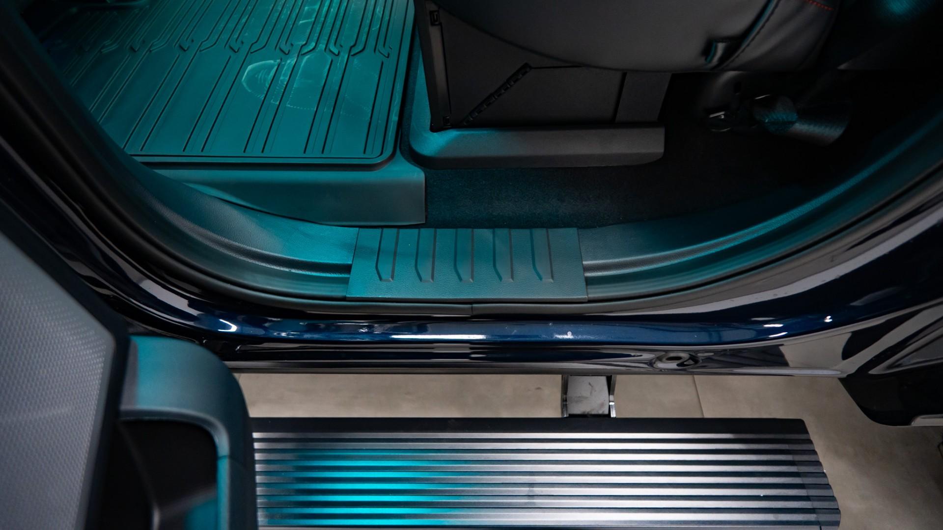 2025 FORD F-150 RAPTOR in Navy, photo 34 of 58