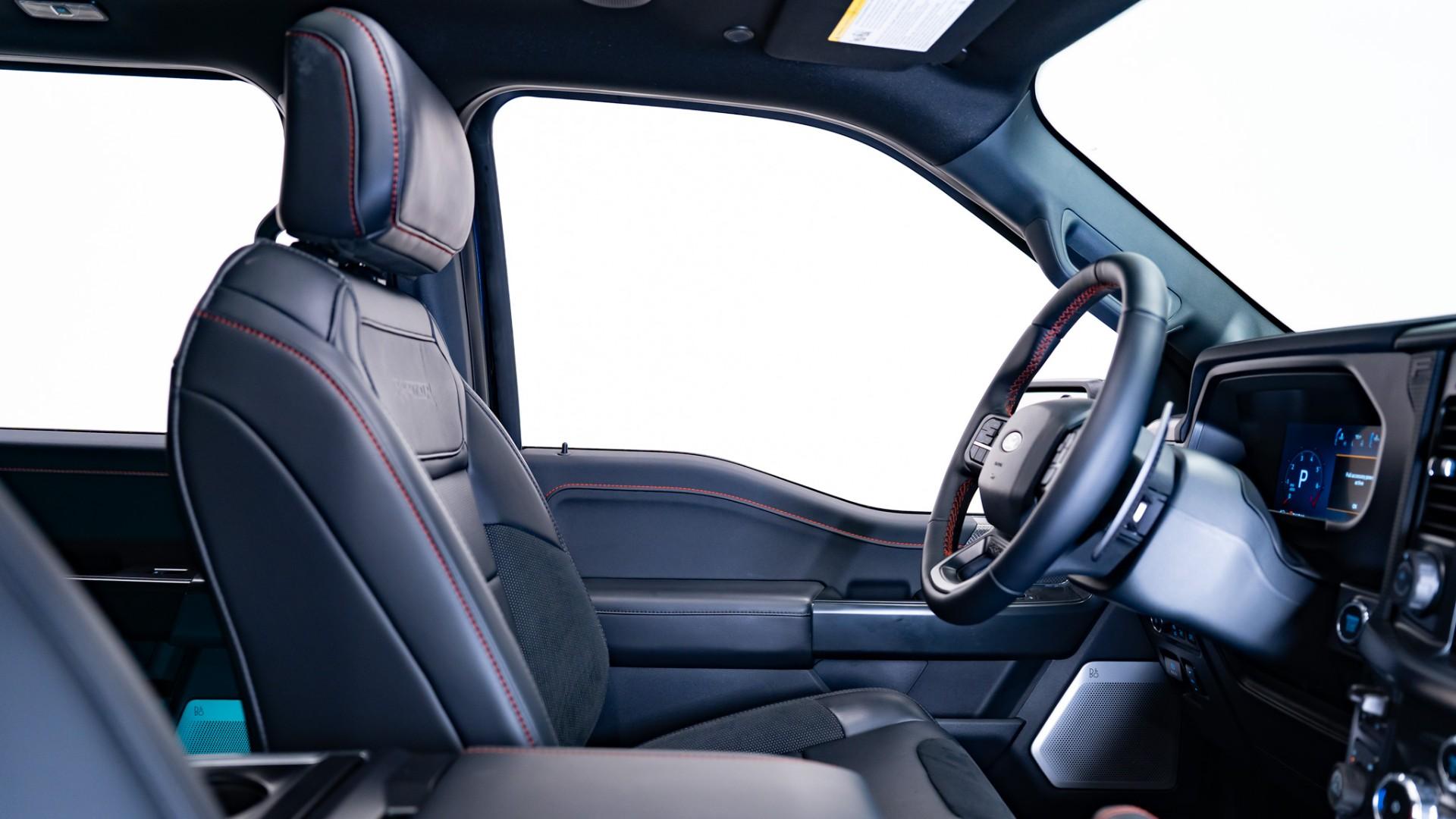 2025 FORD F-150 RAPTOR in Navy, photo 37 of 58