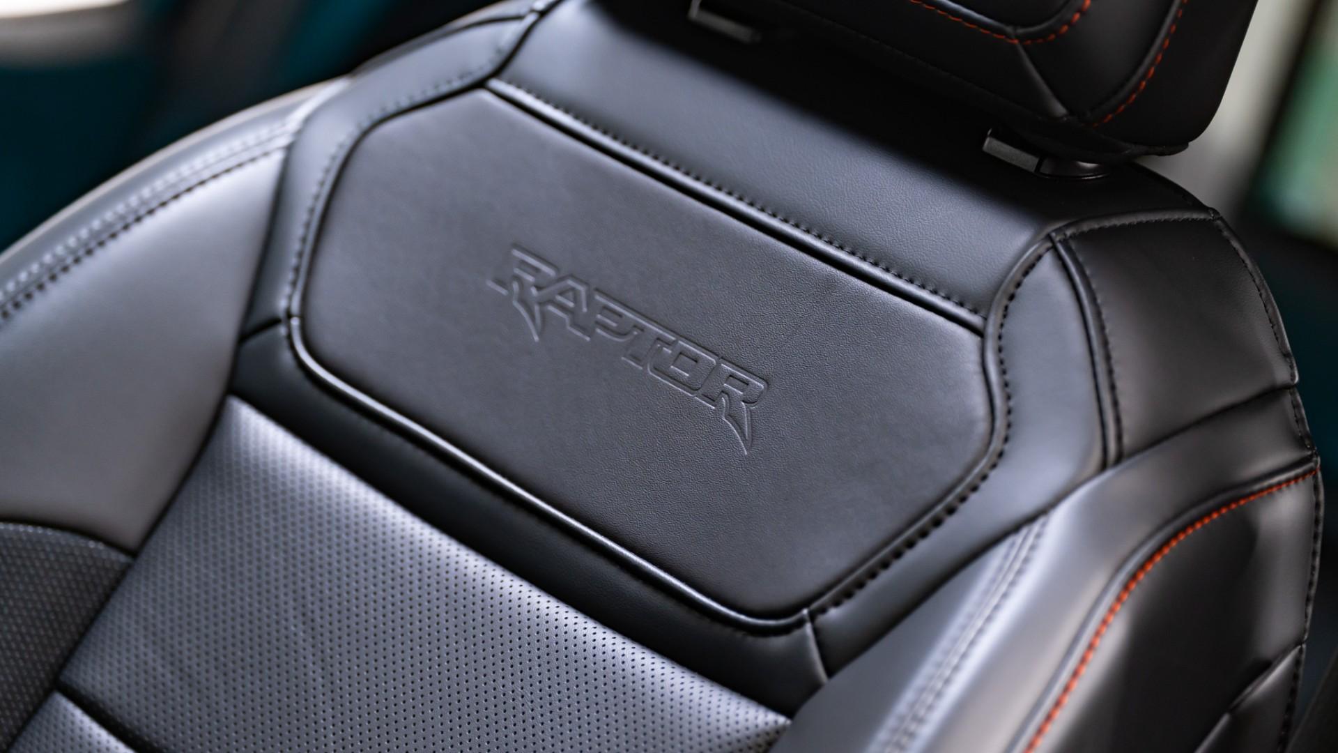 2025 FORD F-150 RAPTOR in Navy, photo 53 of 58