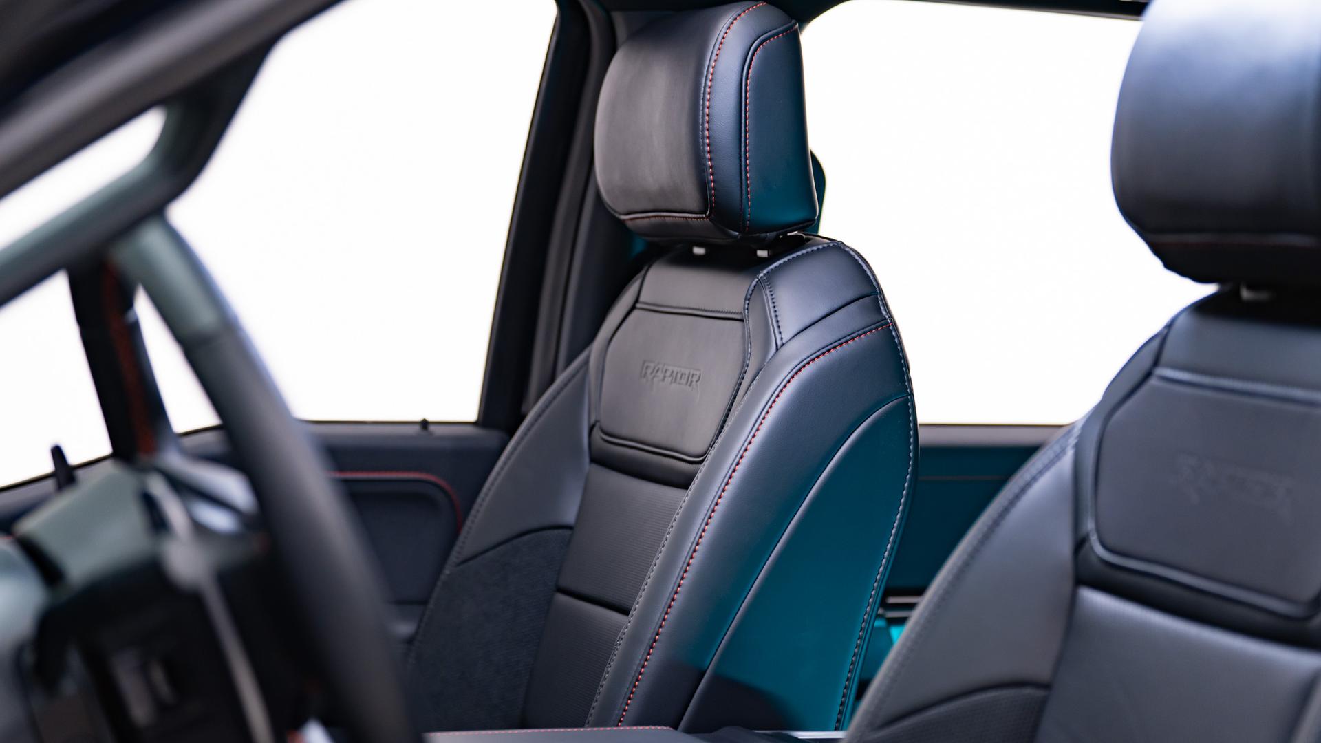 2025 FORD F-150 RAPTOR in Navy, photo 55 of 58