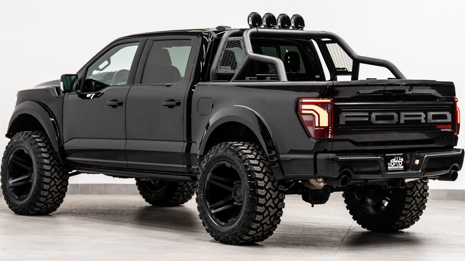 2025 FORD F-150 LARIAT in Black, photo 5 of 5