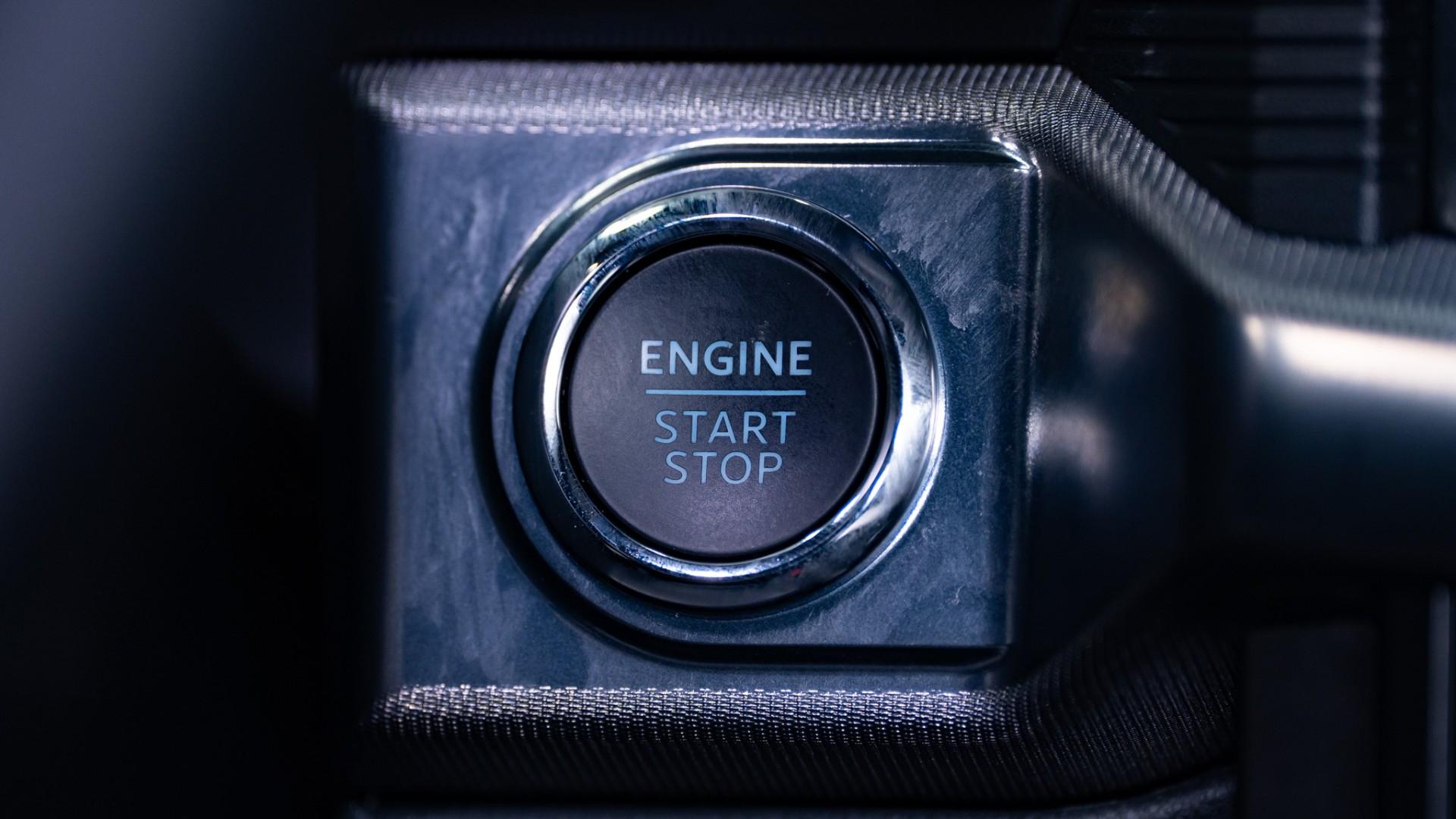 2025 FORD F-150 LARIAT in Black, photo 58 of 58